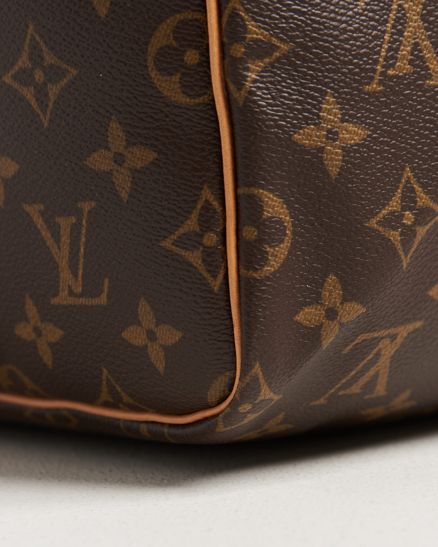 Uomini | Pre-Owned & Vintage Bags | Louis Vuitton Pre-Owned | Keepall 55 Bandouliére Monogram