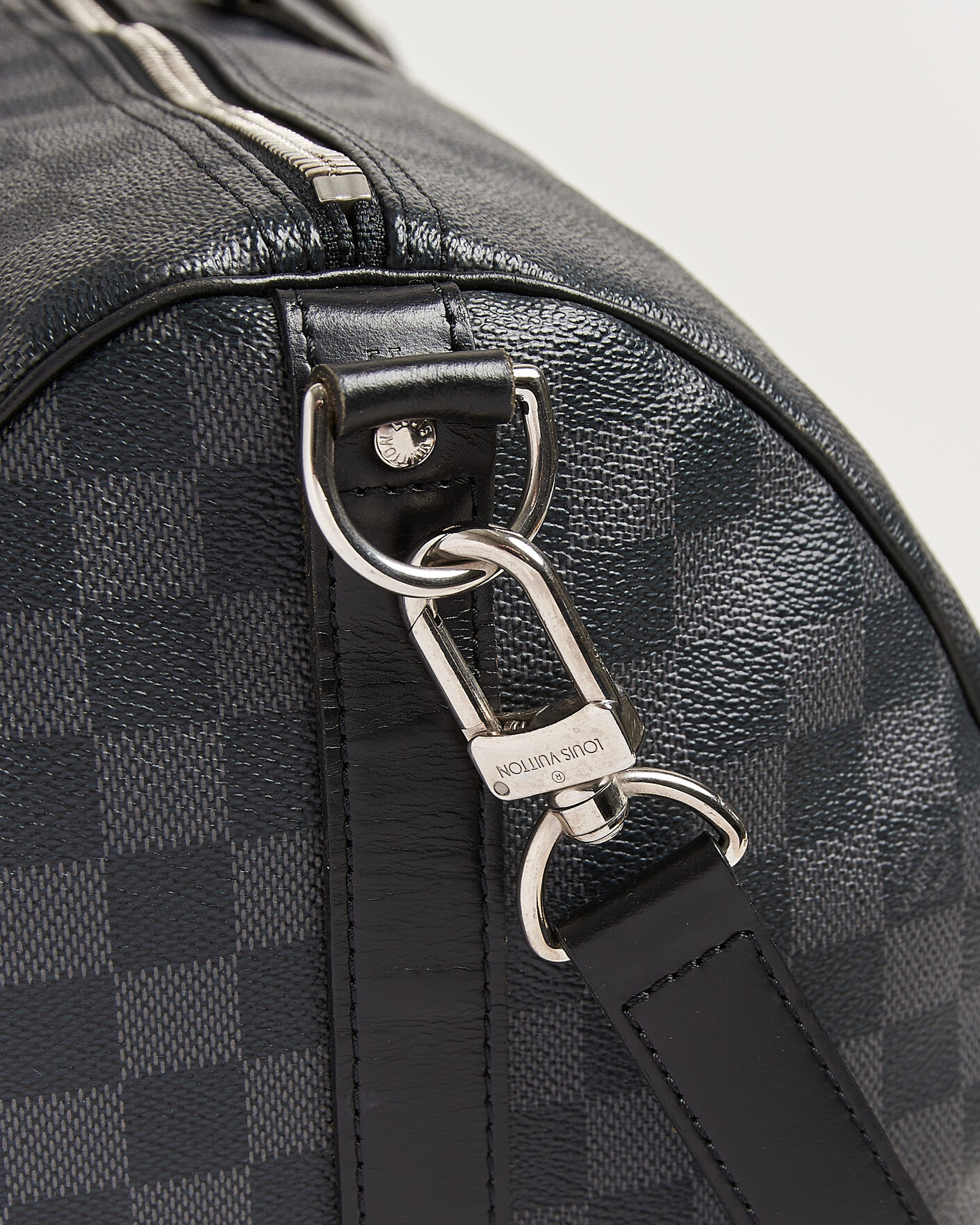 Uomini | Pre-Owned & Vintage Bags | Louis Vuitton Pre-Owned | Keepall 55 Bandouliére Damier Graphite