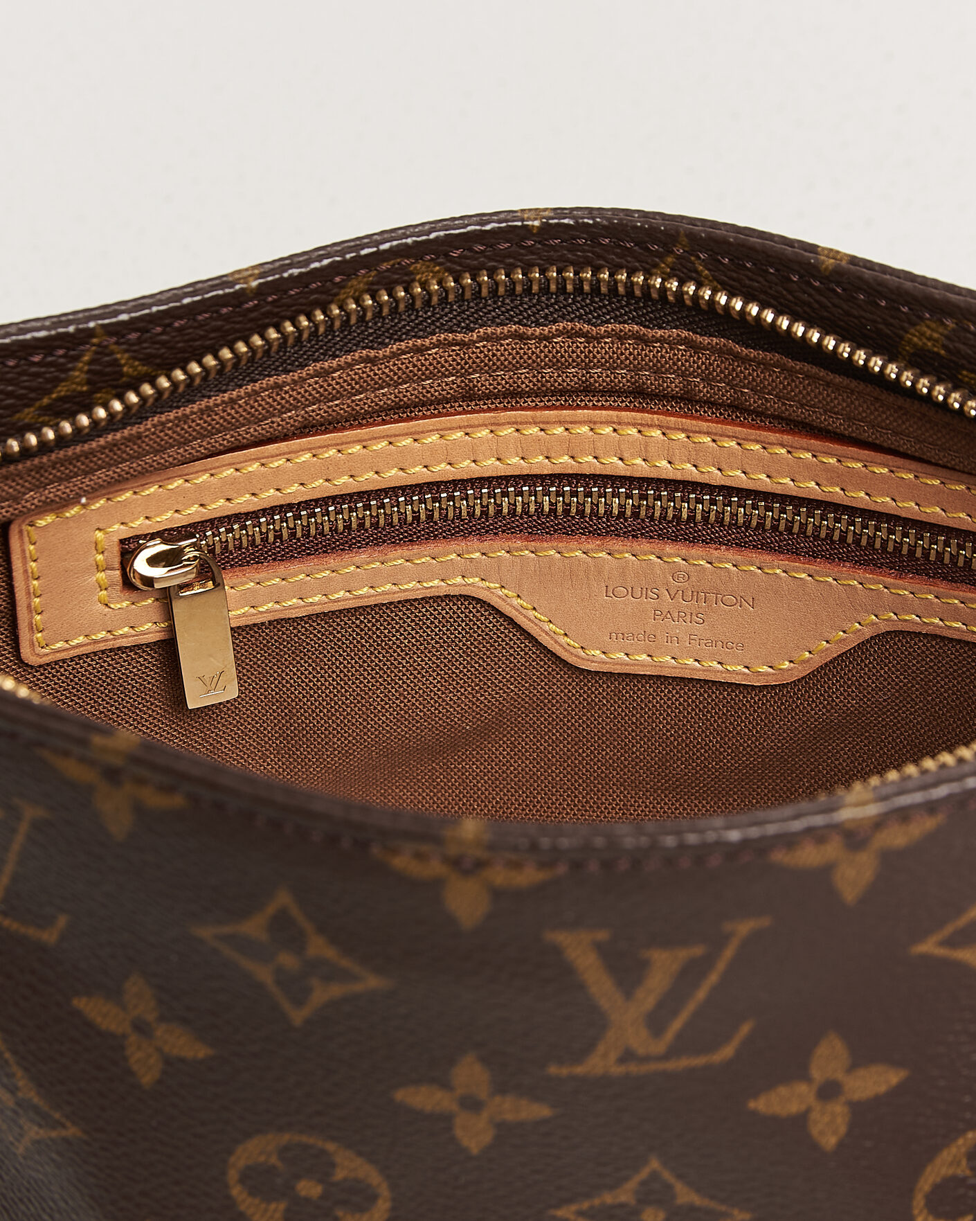 Uomini | Pre-Owned & Vintage Bags | Louis Vuitton Pre-Owned | Trotteur Crossbody Bag Monogram