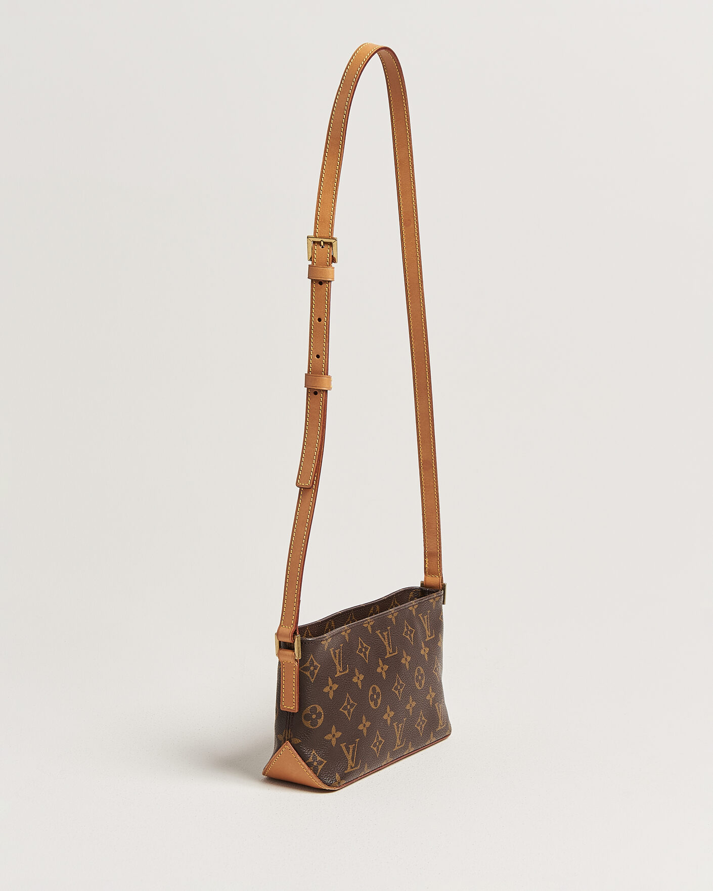 Uomini | Pre-Owned & Vintage Bags | Louis Vuitton Pre-Owned | Trotteur Crossbody Bag Monogram