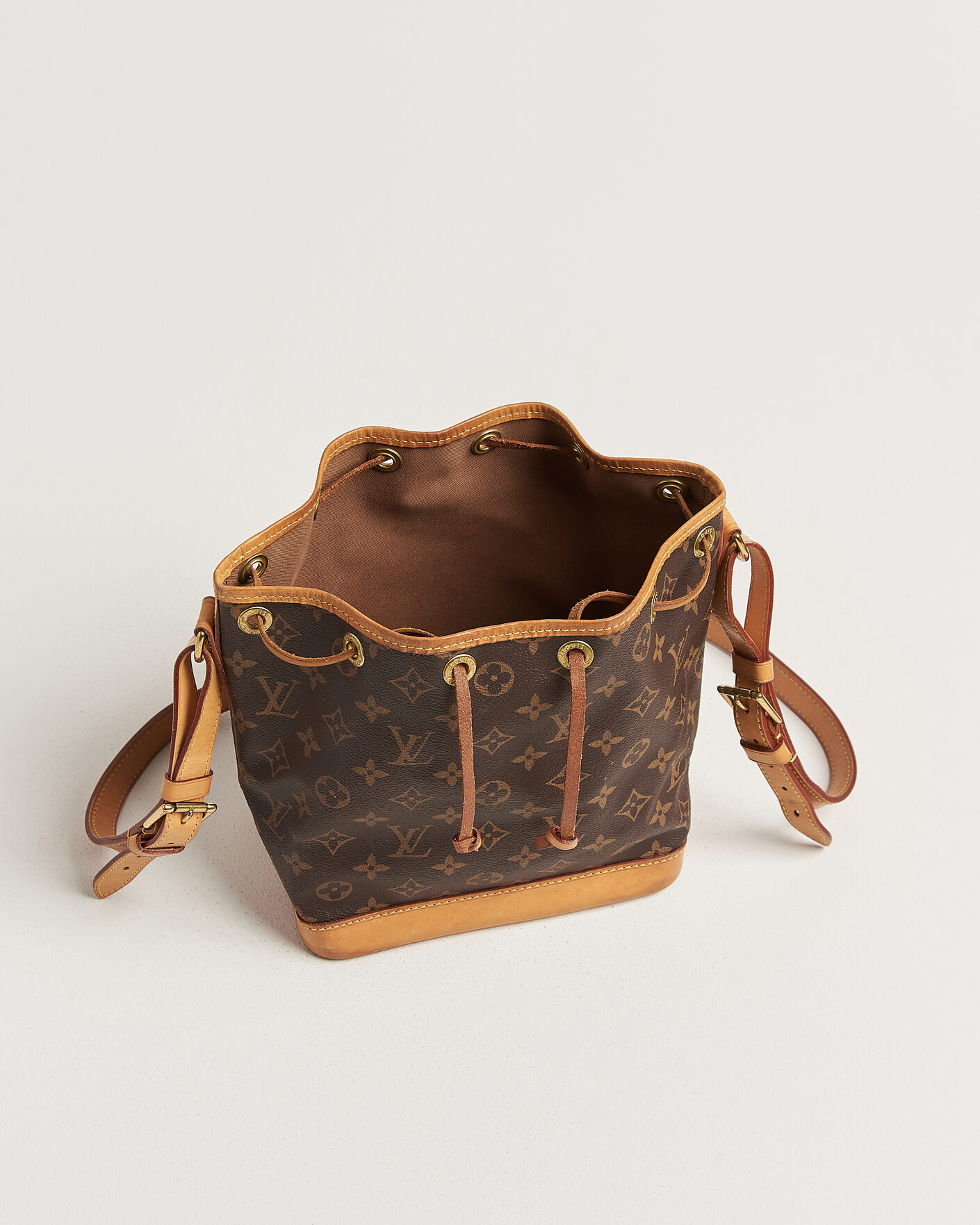 Uomini | Pre-Owned & Vintage Bags | Louis Vuitton Pre-Owned | Noé BB Monogram