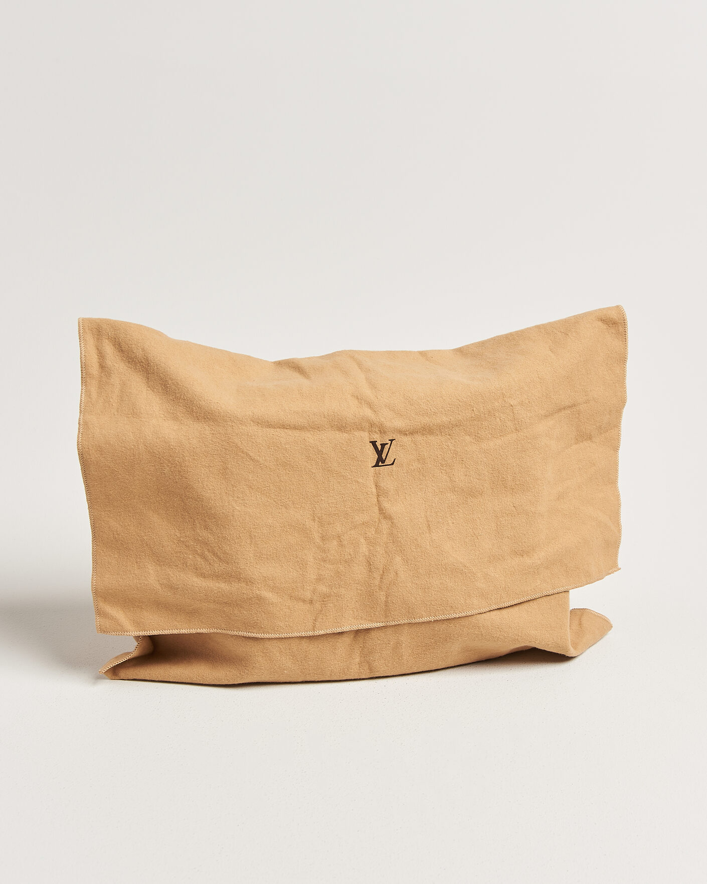 Uomini | Pre-Owned & Vintage Bags | Louis Vuitton Pre-Owned | Saint Cloud GM Bag Monogram