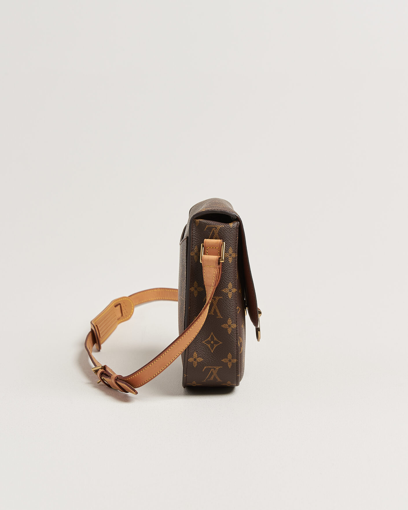 Uomini | Pre-Owned & Vintage Bags | Louis Vuitton Pre-Owned | Saint Cloud GM Bag Monogram