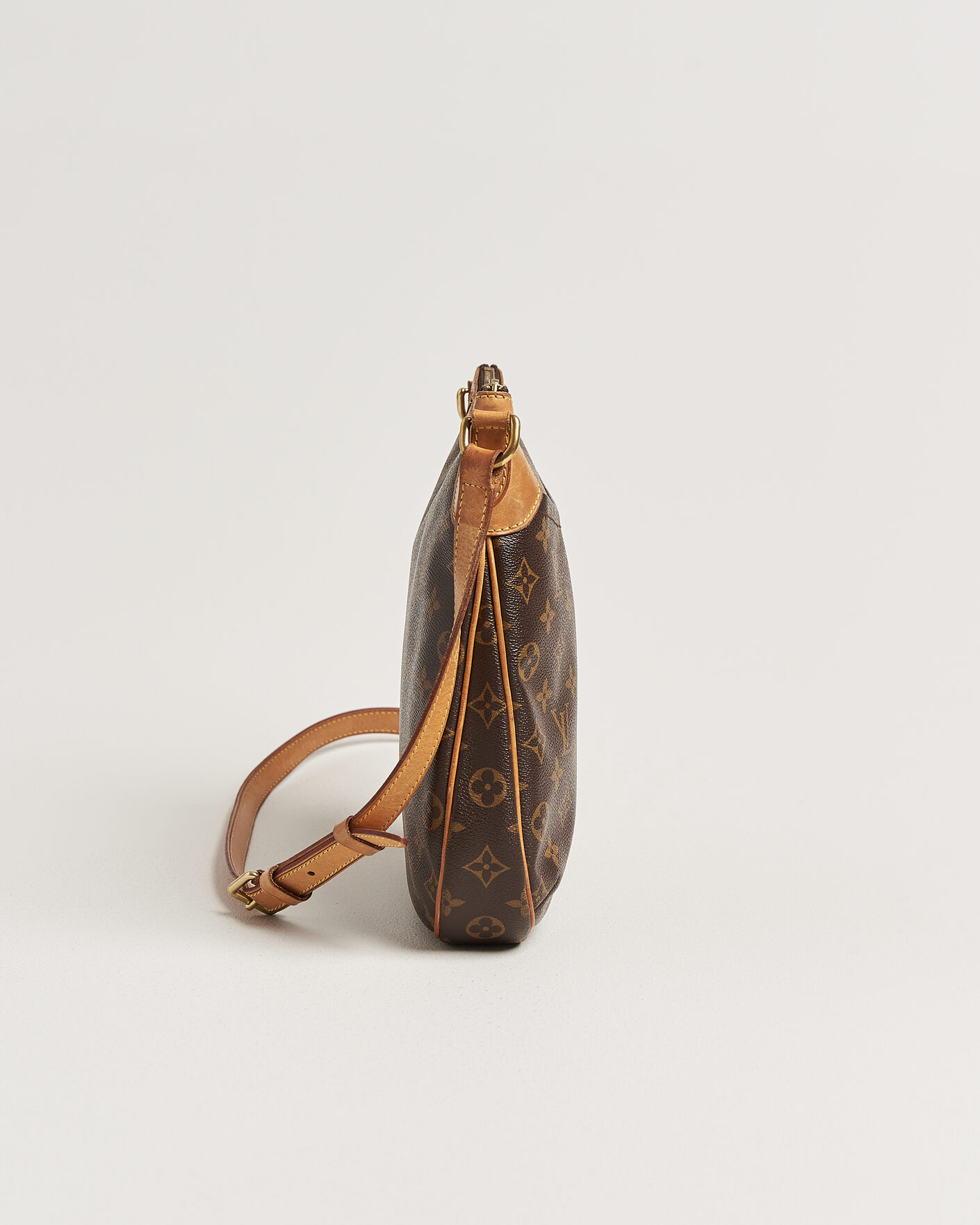 Uomini | Pre-Owned & Vintage Bags | Louis Vuitton Pre-Owned | Odeon PM Bag Monogram