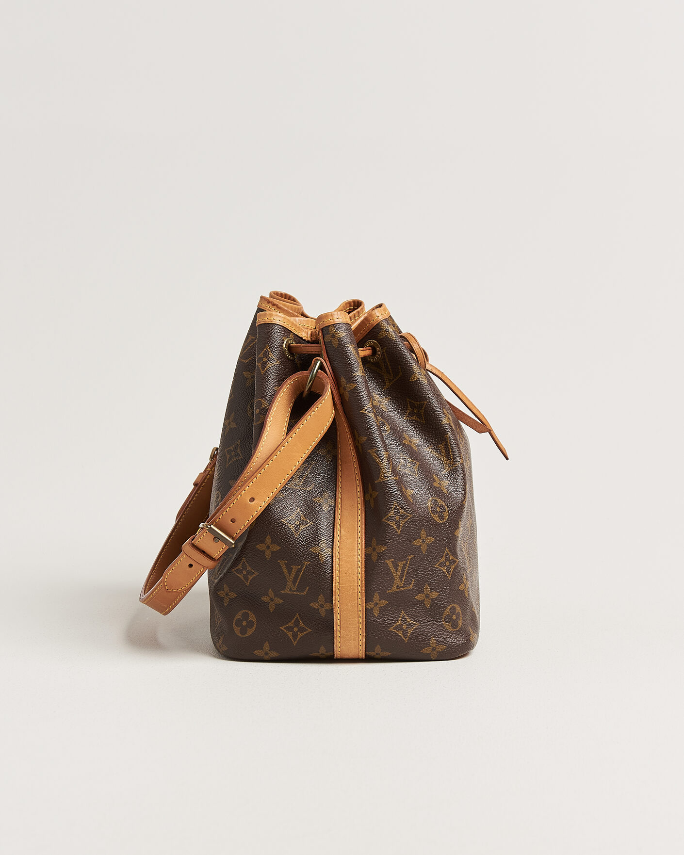 Uomini | Pre-Owned & Vintage Bags | Louis Vuitton Pre-Owned | Petit Noé Monogram