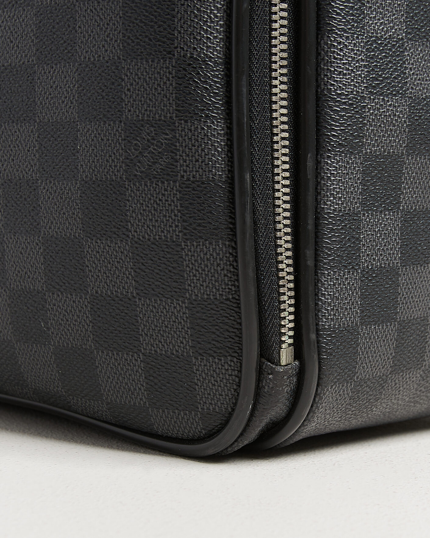 Uomini | Pre-Owned & Vintage Bags | Louis Vuitton Pre-Owned | Agal Bag Damier Graphite