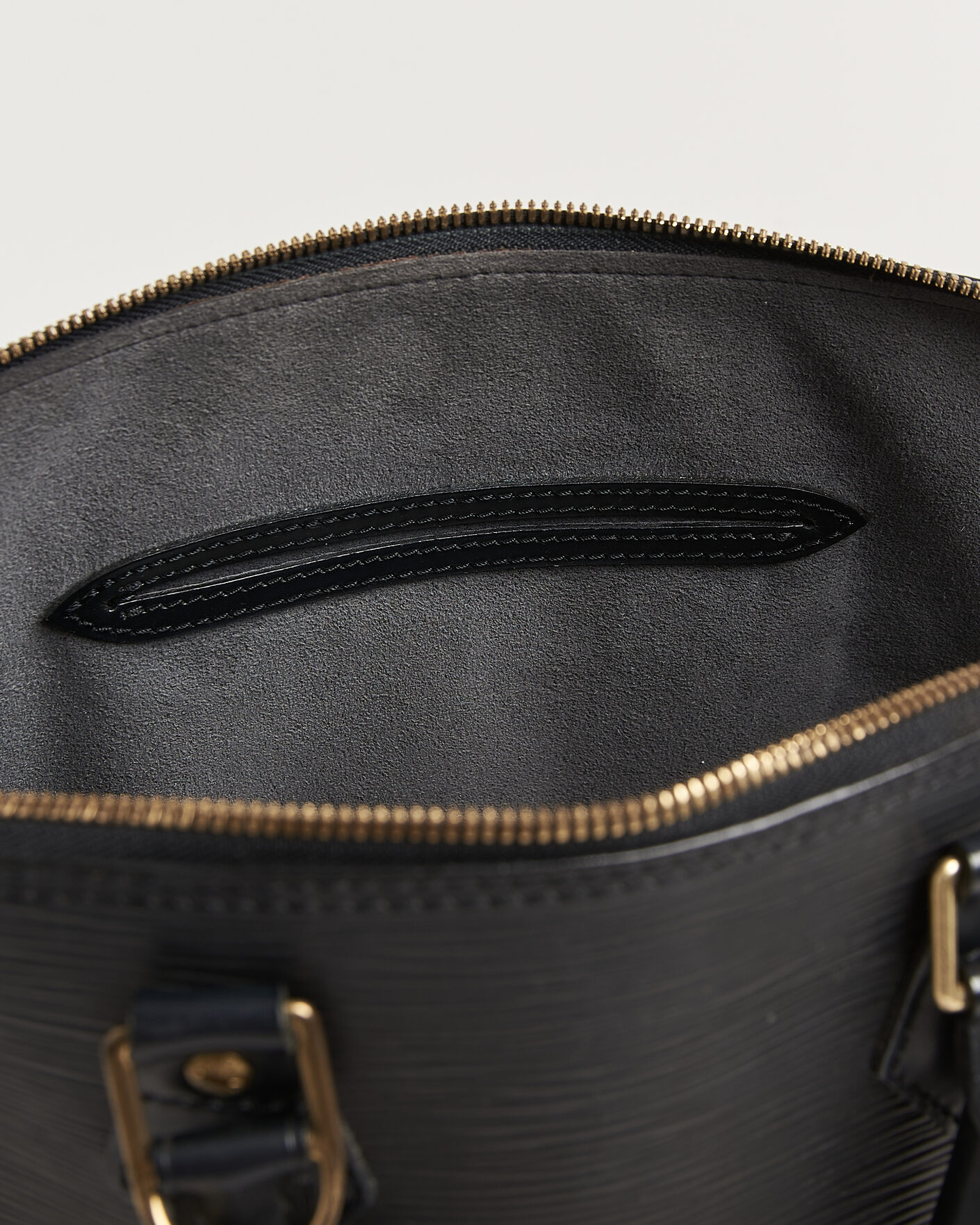 Uomini | Pre-Owned & Vintage Bags | Louis Vuitton Pre-Owned | Alma PM Bag Epi Leather Black