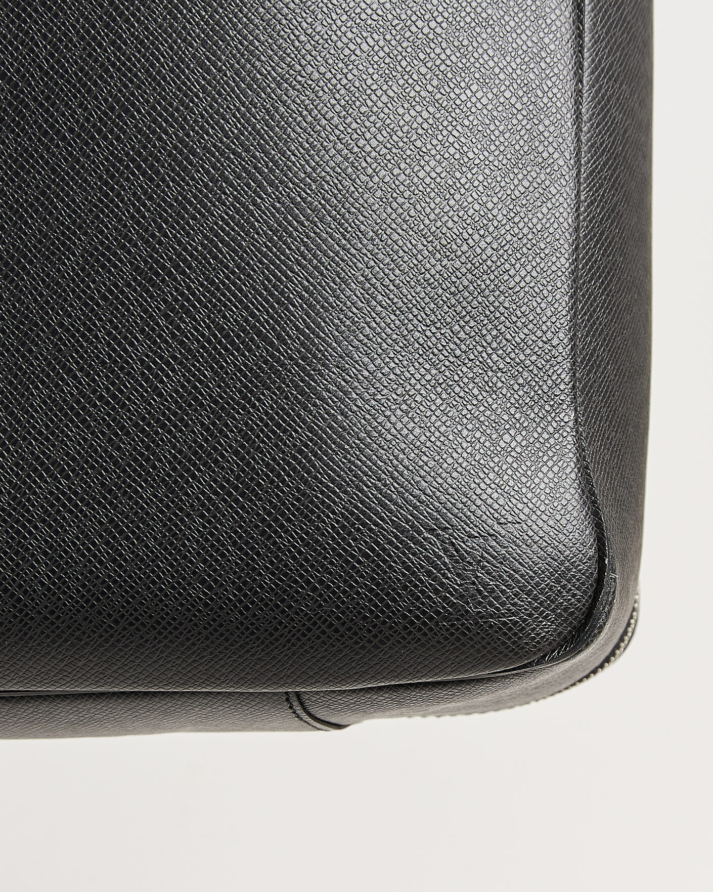 Uomini | Pre-Owned & Vintage Bags | Louis Vuitton Pre-Owned | Overnight Bag Taiga Leather Black