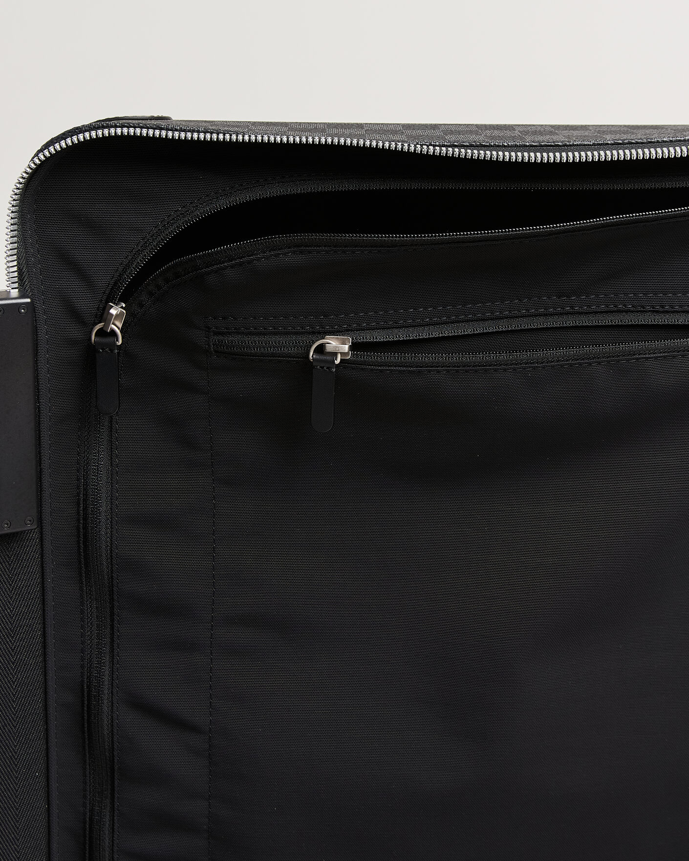 Uomini | Pre-Owned & Vintage Bags | Louis Vuitton Pre-Owned | Horizon 55 Damier Graphite