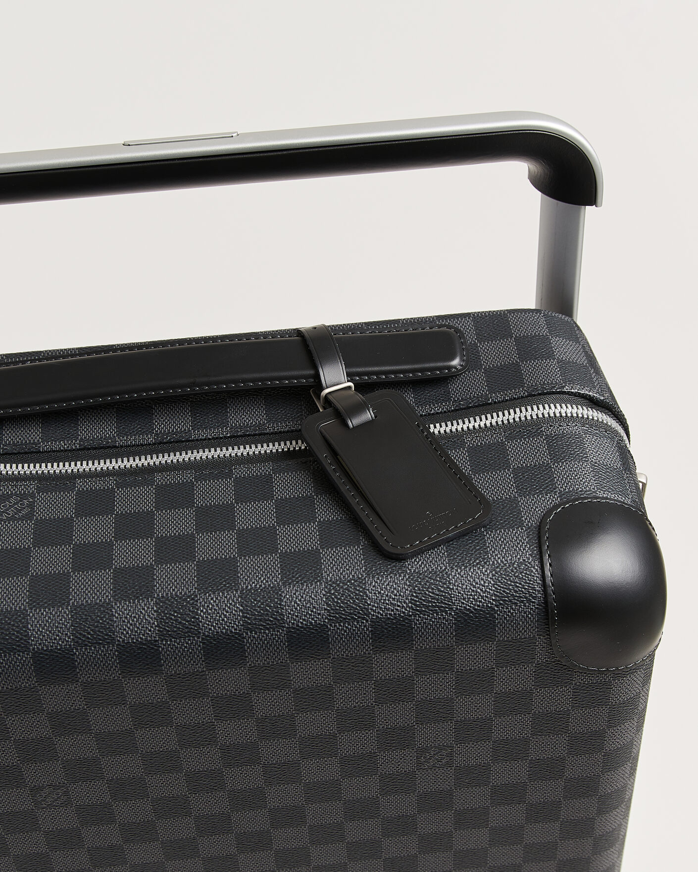 Uomini | Pre-Owned & Vintage Bags | Louis Vuitton Pre-Owned | Horizon 55 Damier Graphite