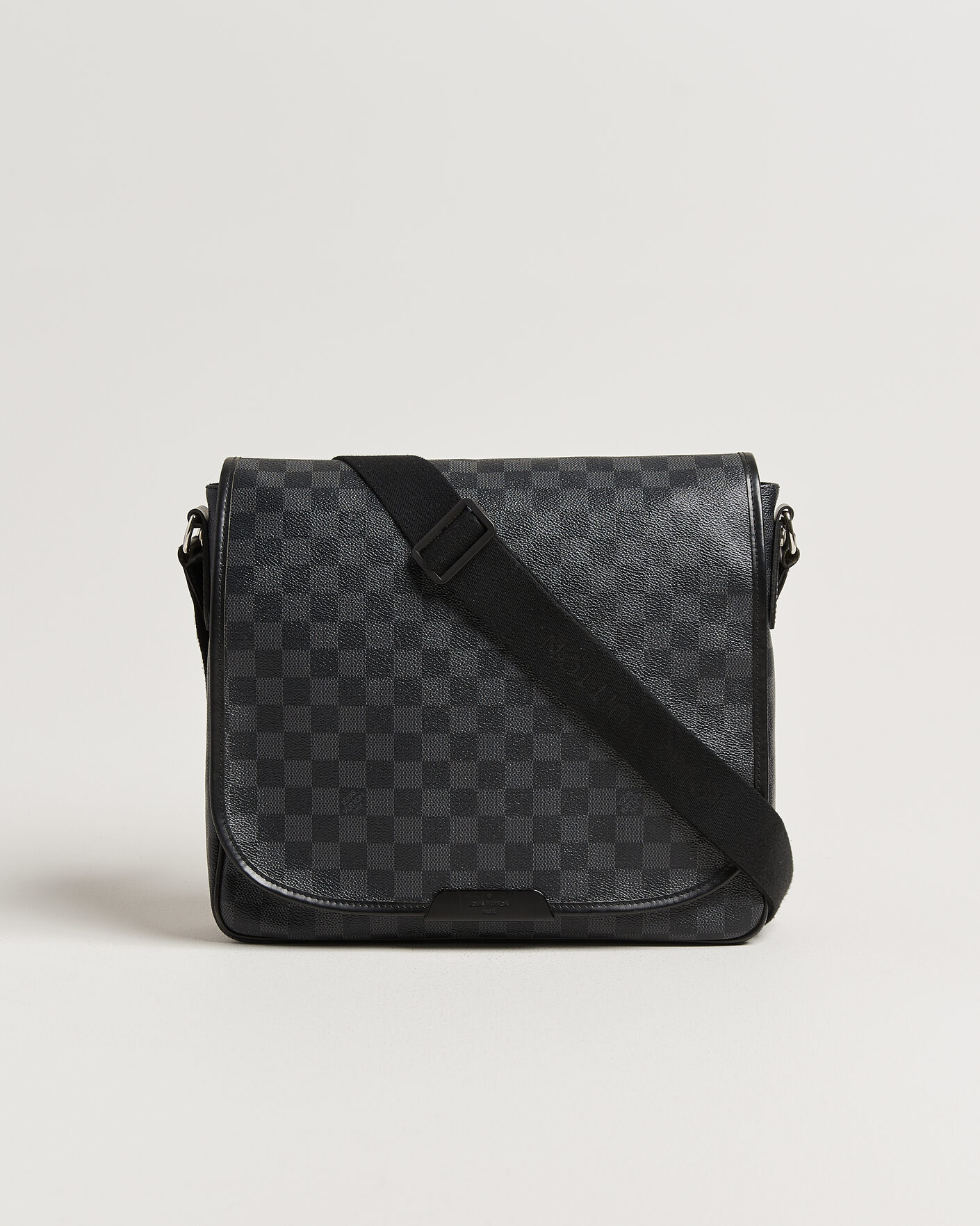 Uomini | Pre-Owned & Vintage Bags | Louis Vuitton Pre-Owned | Daniel MM Shoulder Bag Damier Graphite