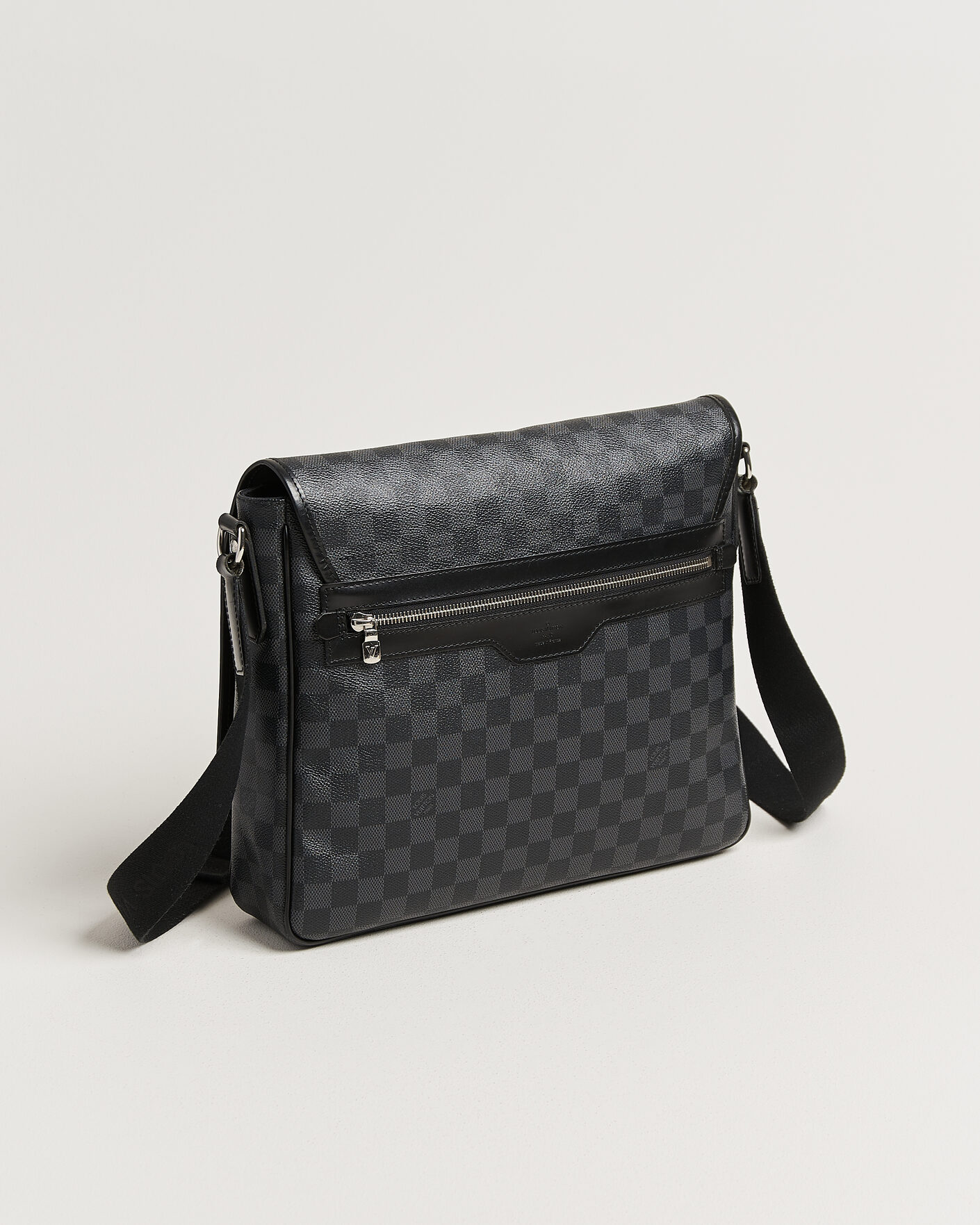 Uomini | Pre-Owned & Vintage Bags | Louis Vuitton Pre-Owned | Daniel MM Shoulder Bag Damier Graphite