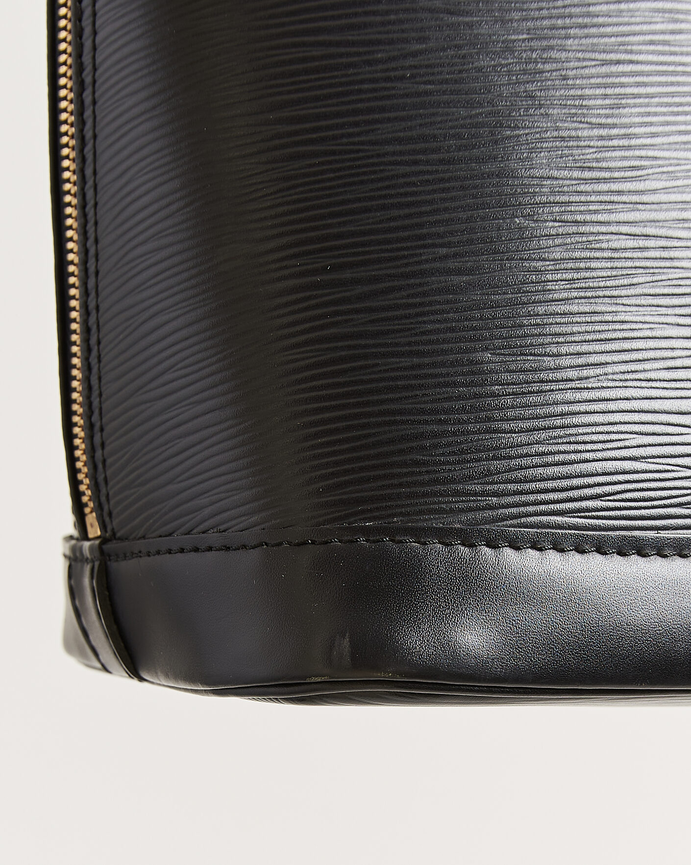Uomini | Pre-Owned & Vintage Bags | Louis Vuitton Pre-Owned | Alma PM Bag Epi Leather Black