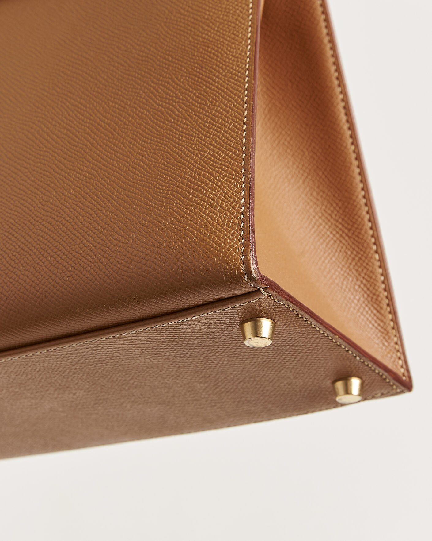 Uomini | Pre-Owned & Vintage Bags | Hermès Pre-Owned | Kelly 32 Courchevel Leather Gold