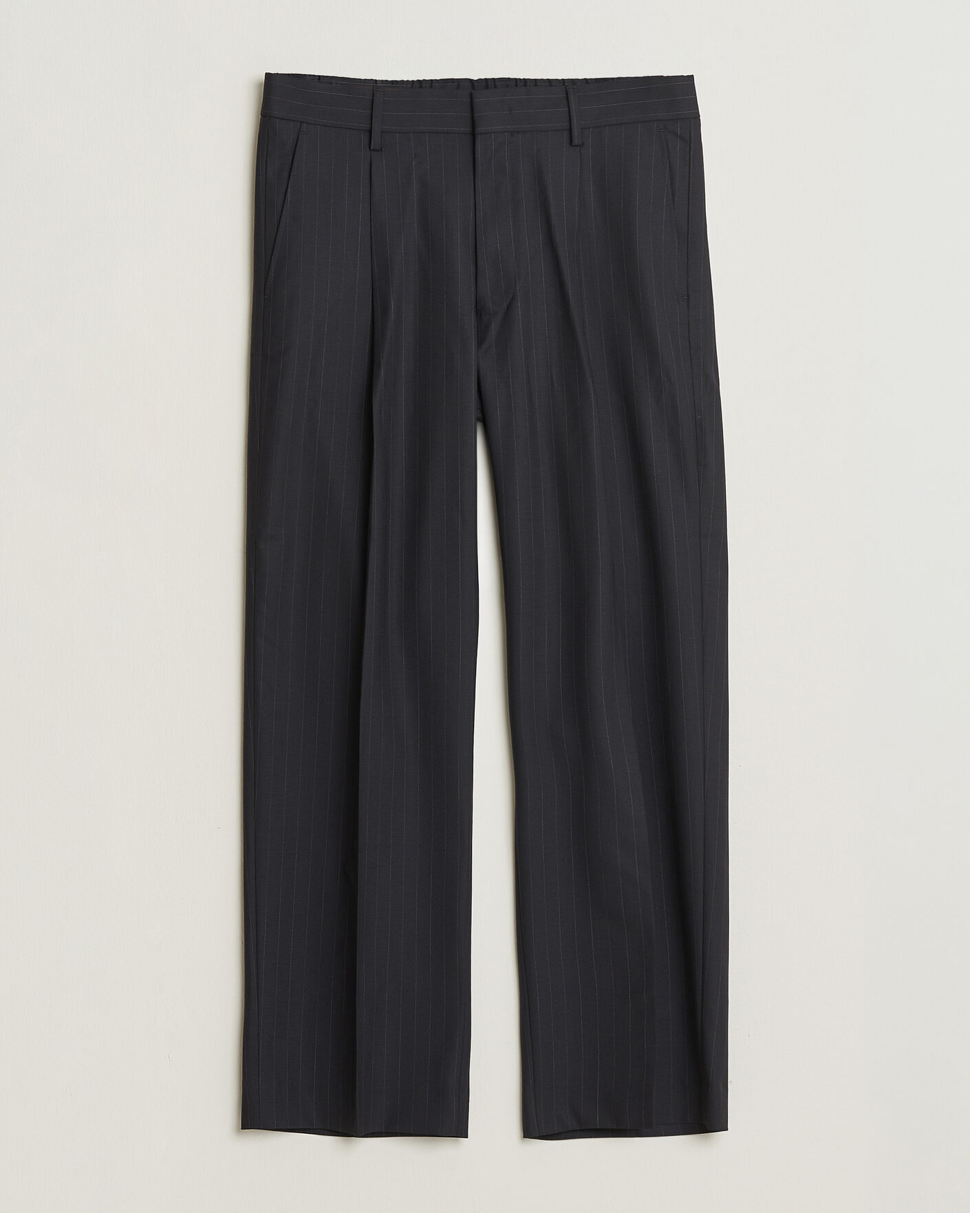 Uomini | Pantaloni | NN07 | Kay Pinstriped Pleated Trousers Navy Blue