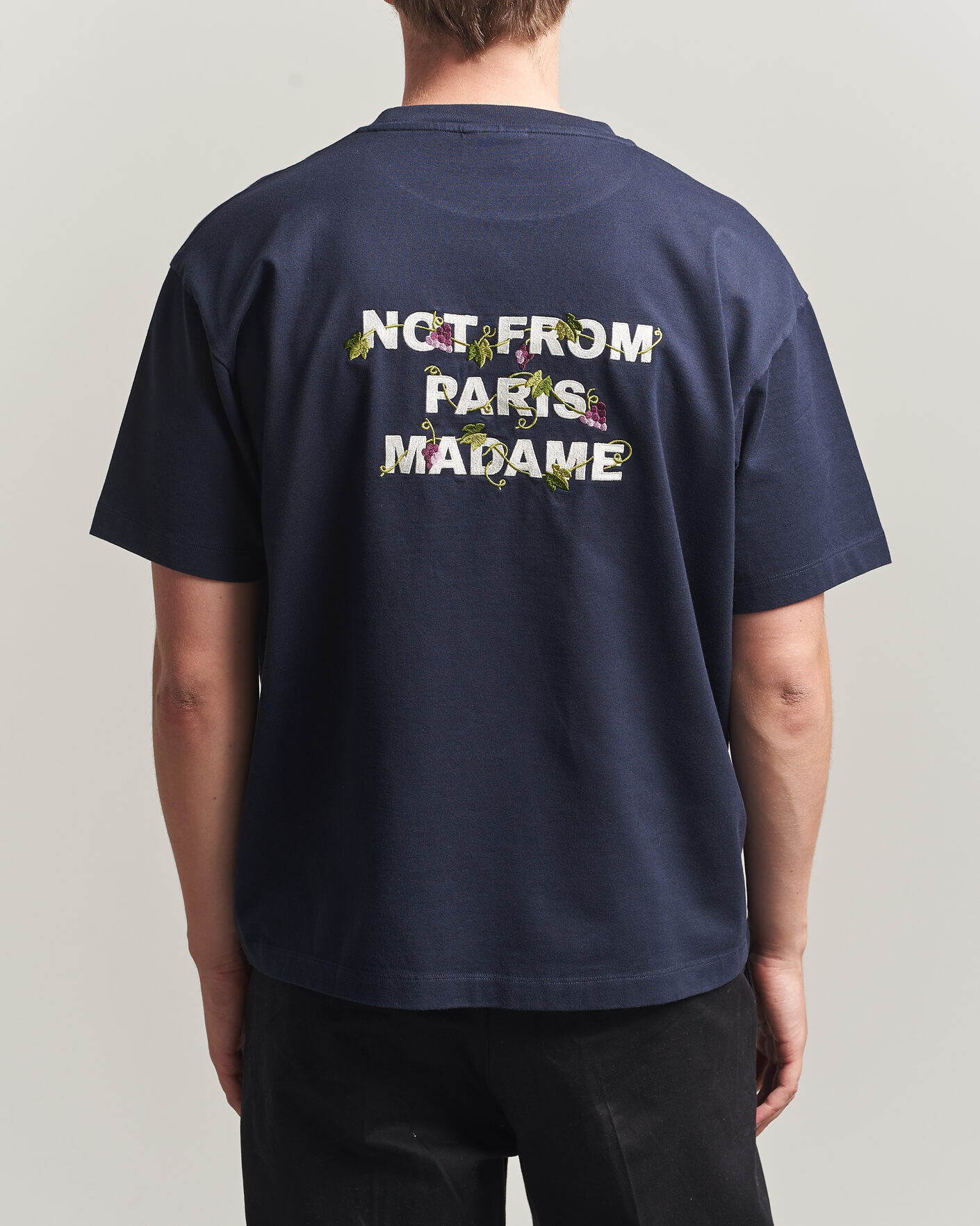 Uomini | T-shirt | Drôle de Monsieur | Vine Embroidered Slogan T-Shirt Navy