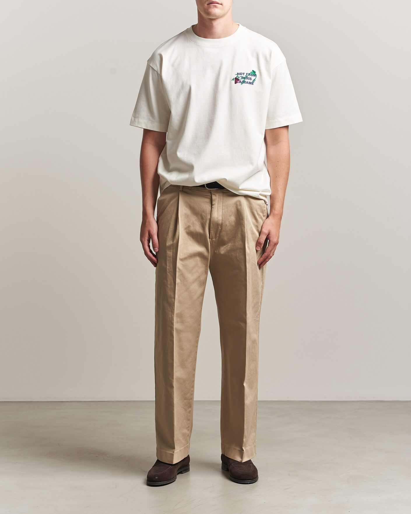 Uomini | T-shirt | Drôle de Monsieur | Vine Embroidered Slogan T-Shirt Off White