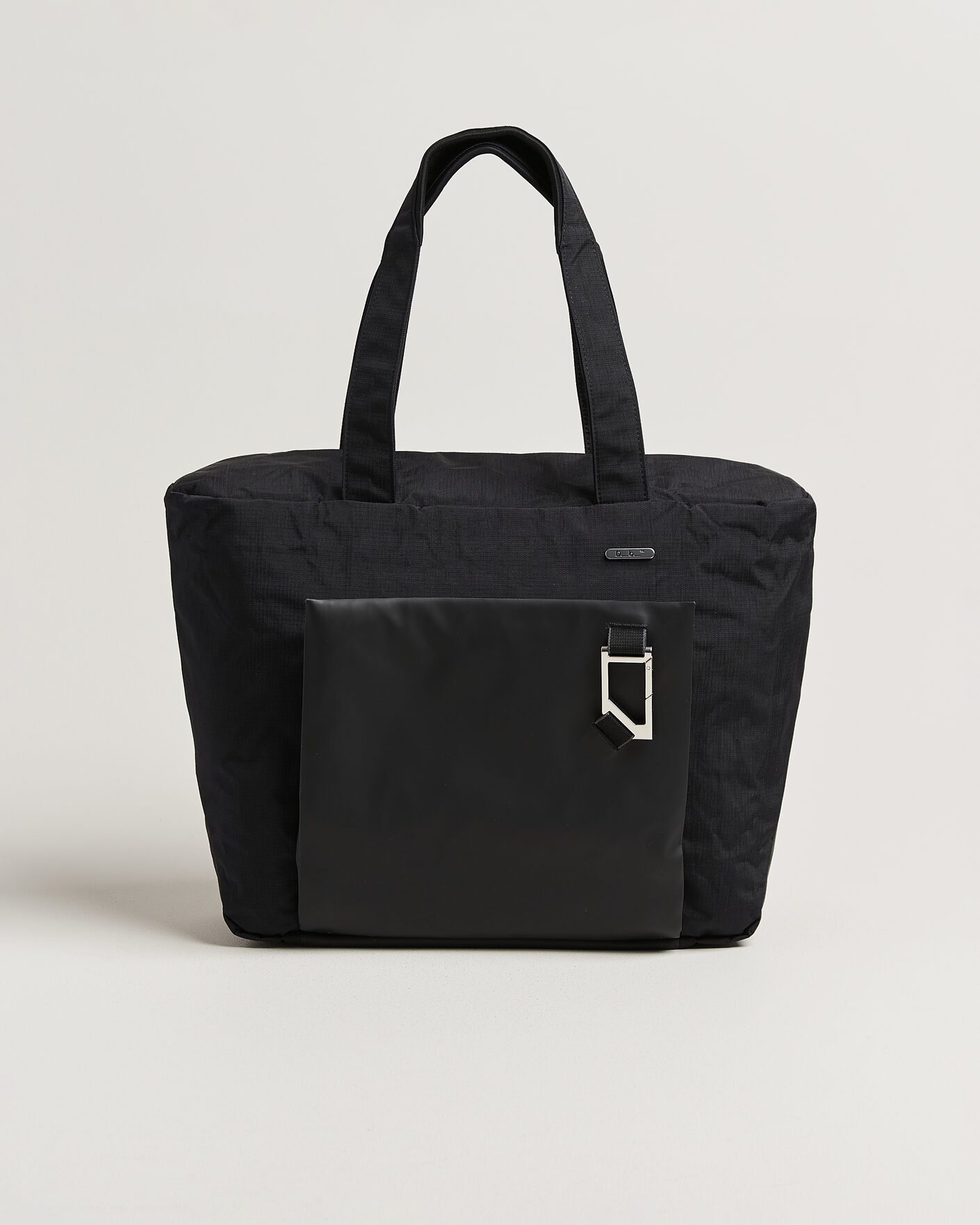 Uomini | Borse | DB | Entour Tote 22L Black Out