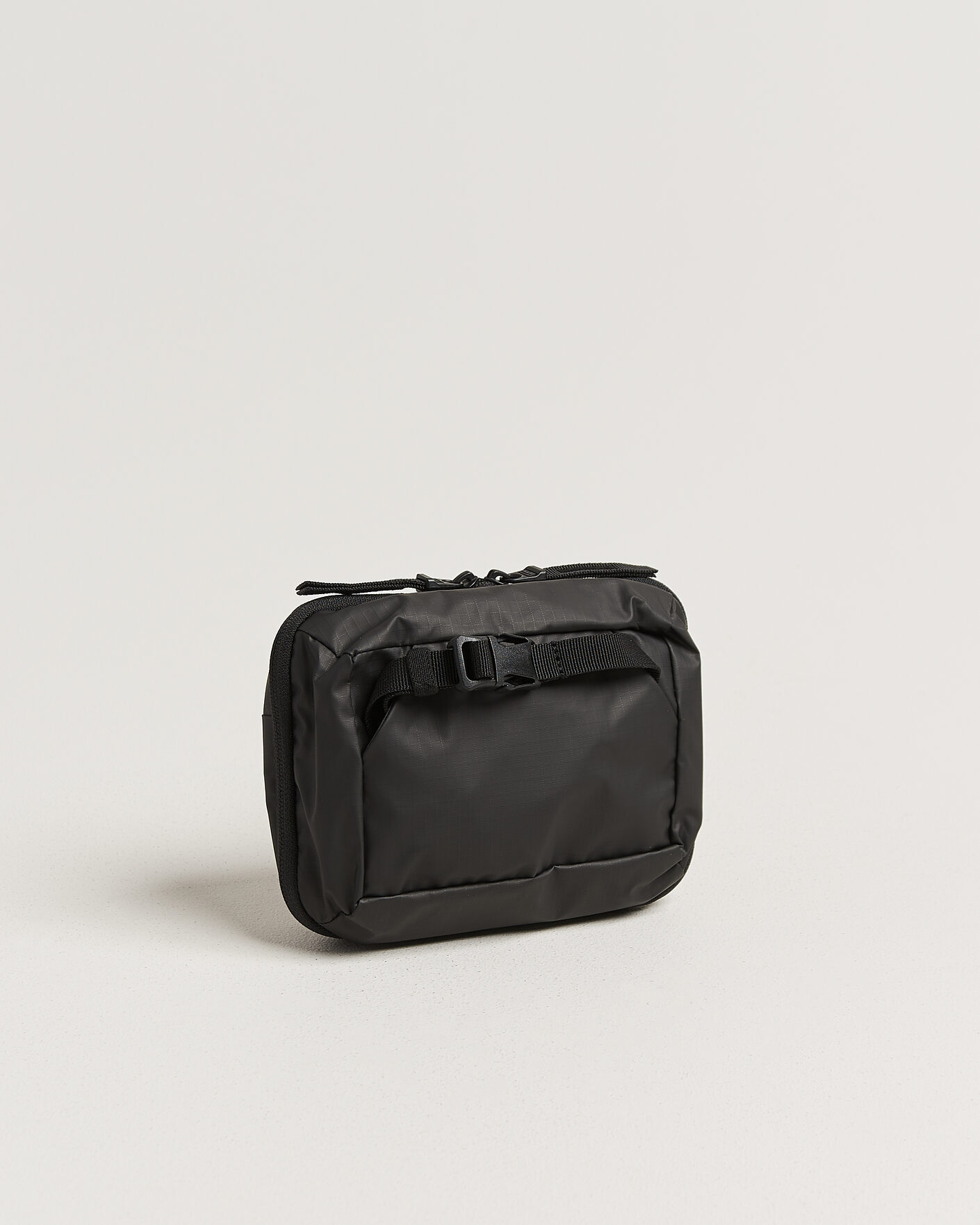 Uomini | DB Ramverk Tech Organizer Black Out | DB | Ramverk Tech Organizer Black Out