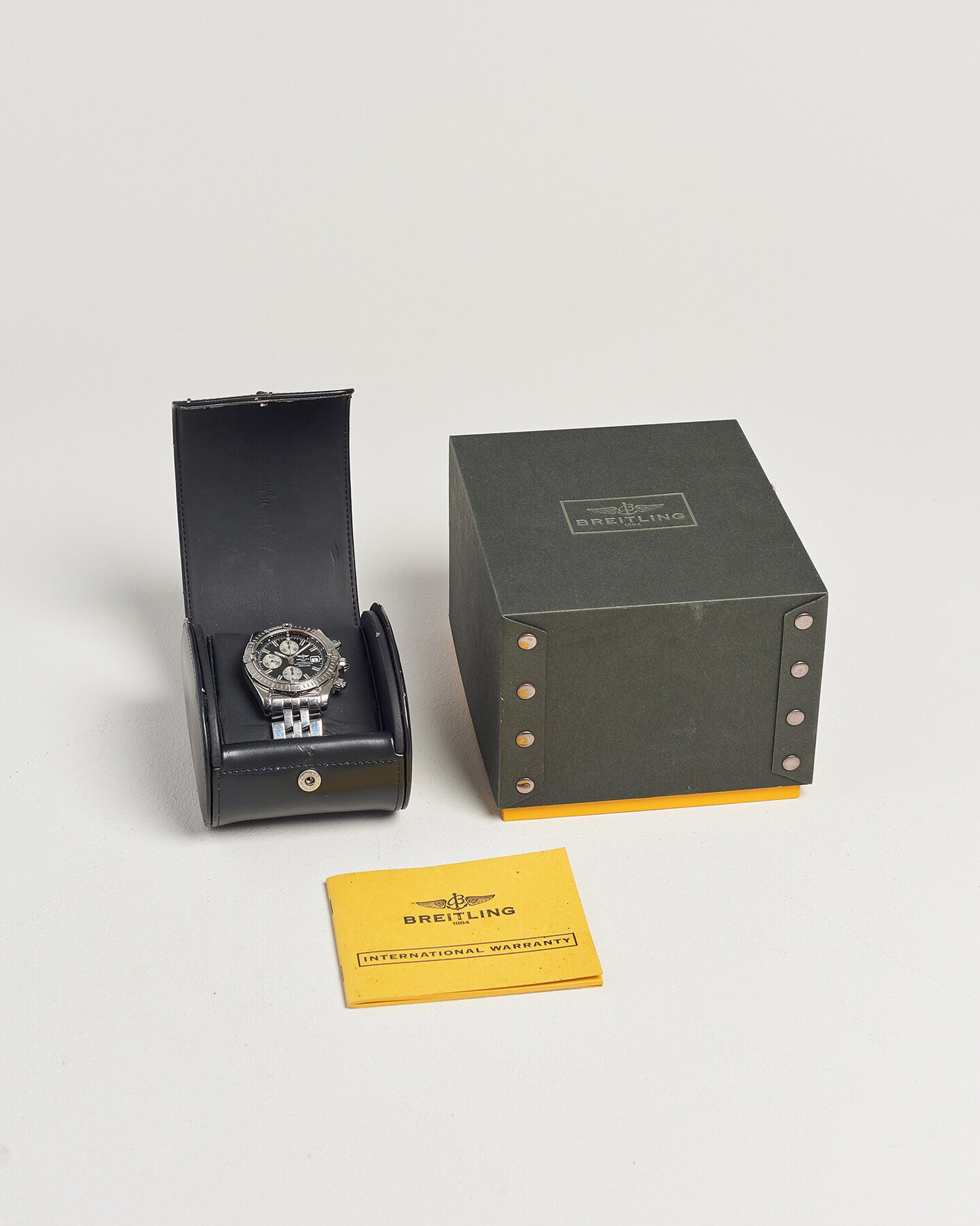 Uomini | Pre-Owned & Vintage Watches | Breitling Pre-Owned | Chronomat Evolution