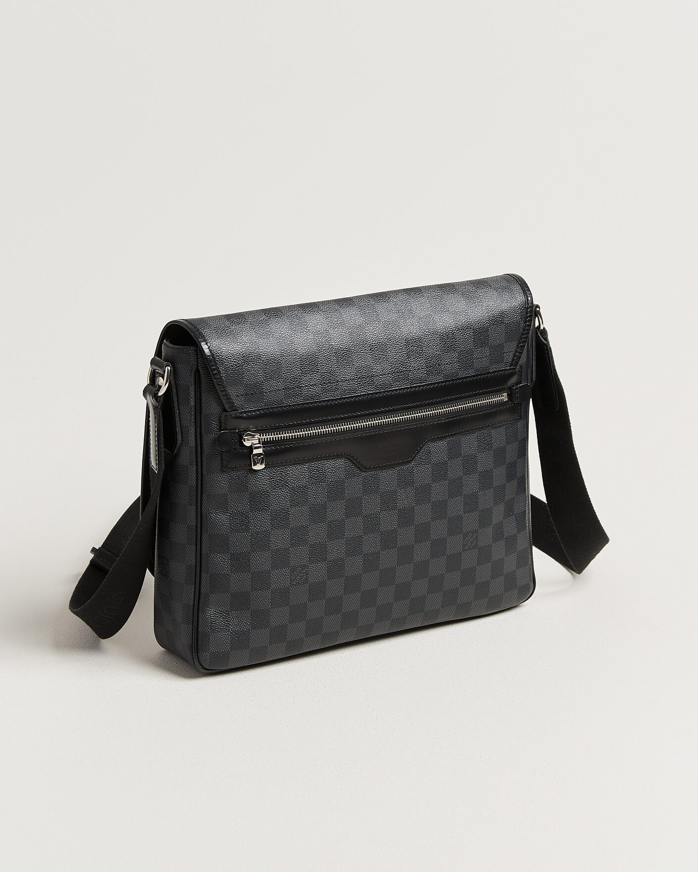 Uomini | Pre-Owned & Vintage Bags | Louis Vuitton Pre-Owned | Daniel MM Shoulder Bag Damier Graphite