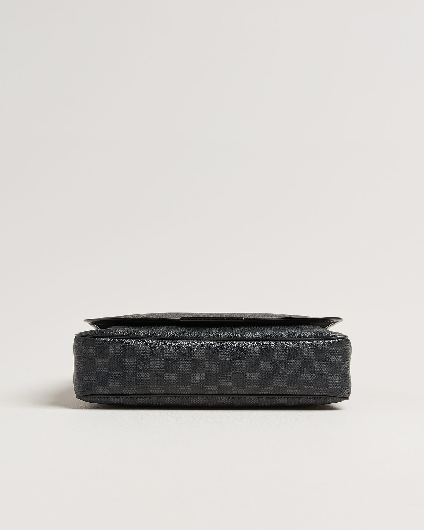 Uomini | Pre-Owned & Vintage Bags | Louis Vuitton Pre-Owned | Daniel MM Shoulder Bag Damier Graphite