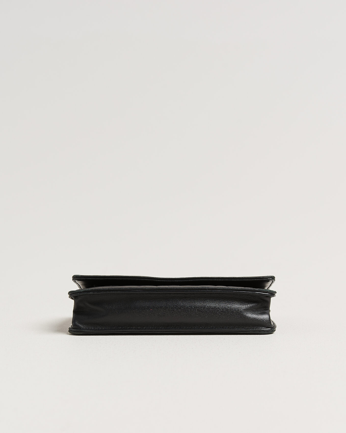 Uomini | Pre-Owned & Vintage Bags | Chanel Pre-Owned | Wallet On Chain Camelia Lambskin Black