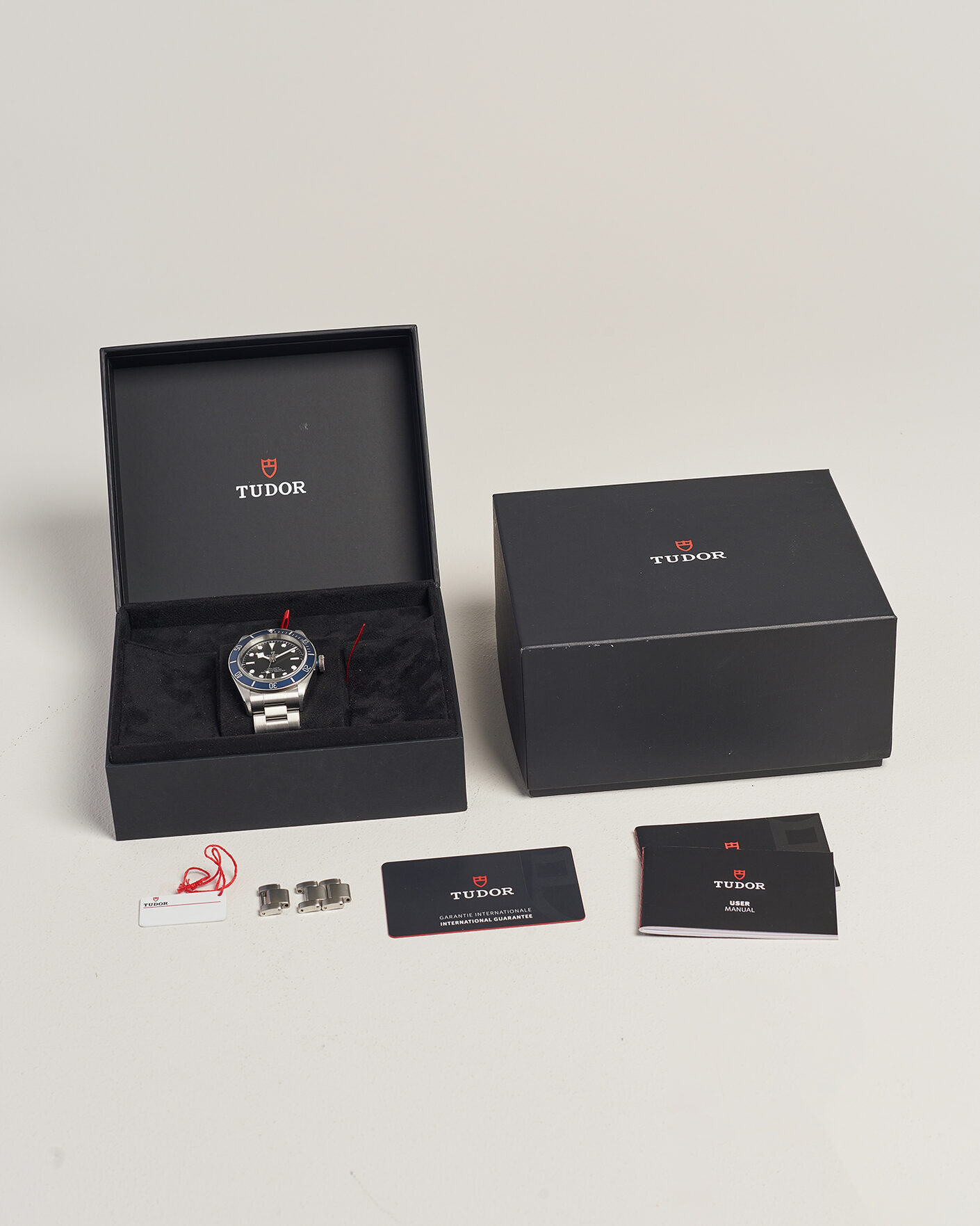Uomini | Pre-Owned & Vintage Watches | Tudor Pre-Owned | Black Bay