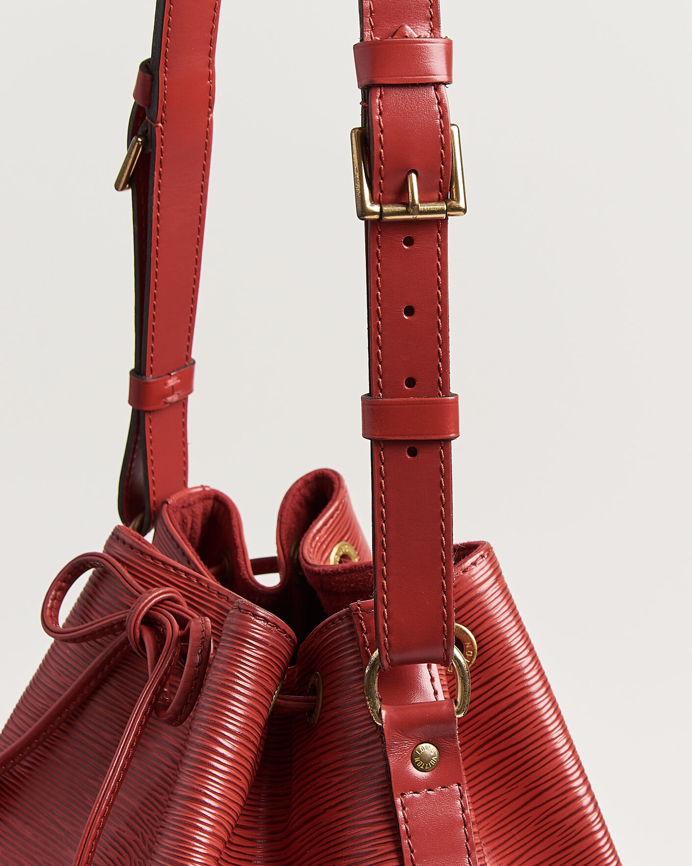 Uomini | Pre-Owned & Vintage Bags | Louis Vuitton Pre-Owned | Petit Noé Epi Leather Red