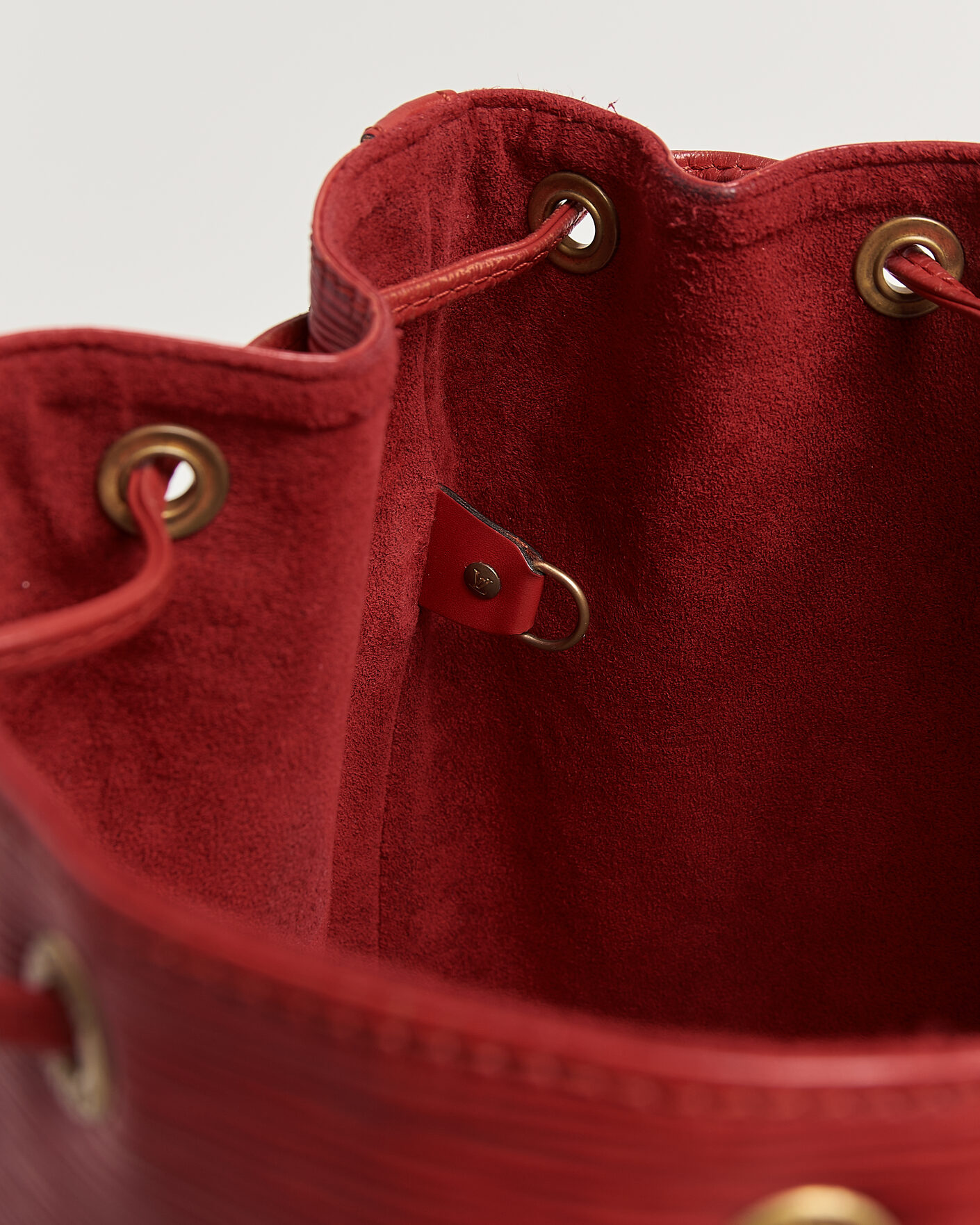 Uomini | Pre-Owned & Vintage Bags | Louis Vuitton Pre-Owned | Noé Epi Leather Red