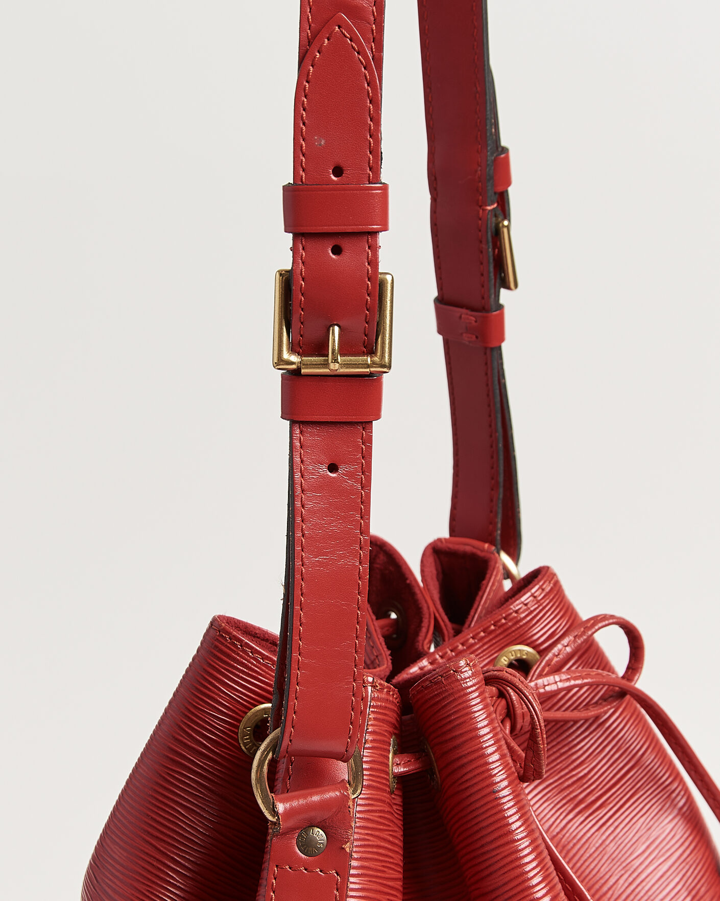 Uomini | Pre-Owned & Vintage Bags | Louis Vuitton Pre-Owned | Noé Epi Leather Red