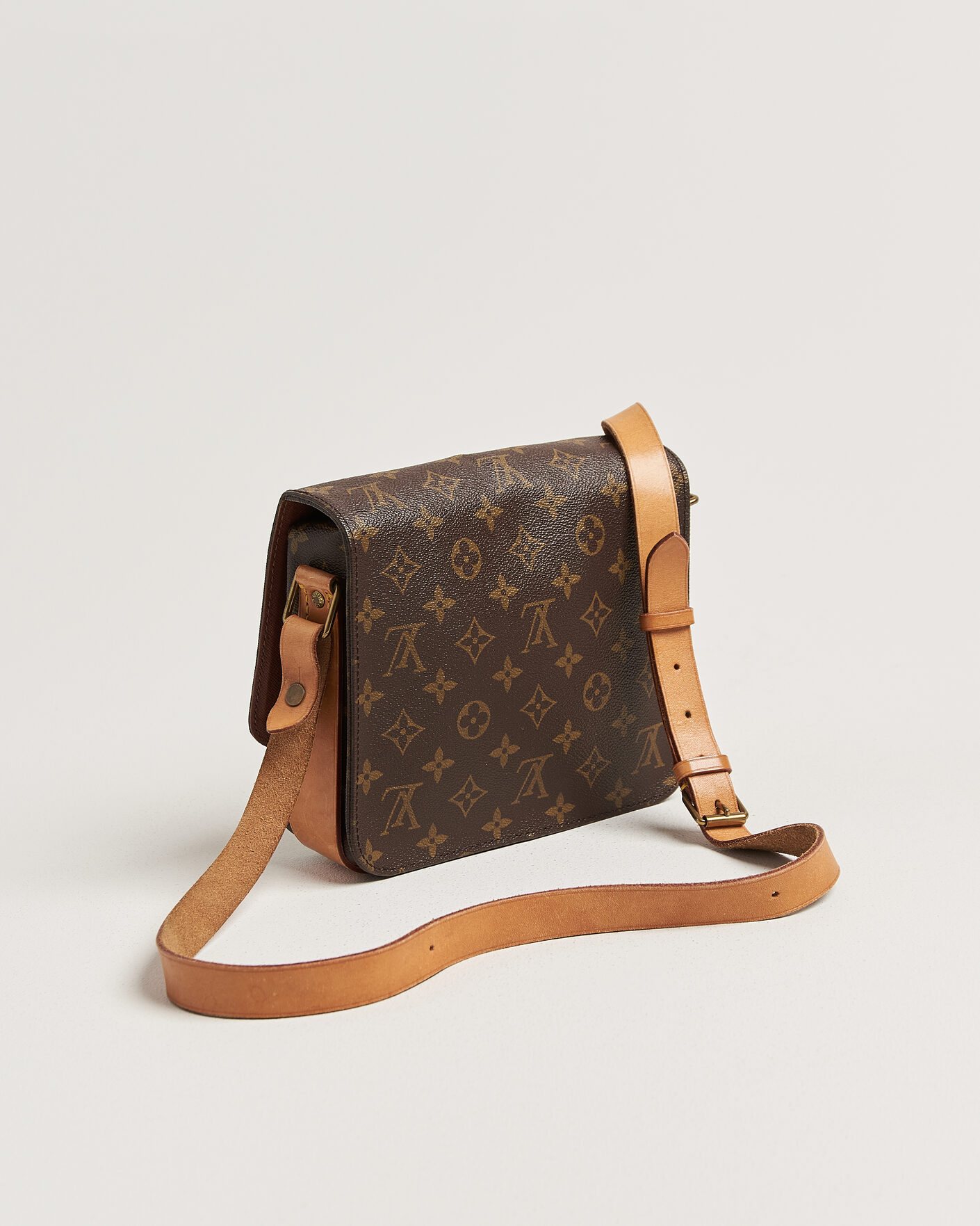 Uomini | Pre-Owned & Vintage Bags | Louis Vuitton Pre-Owned | Cartouchiere Bag Monogram