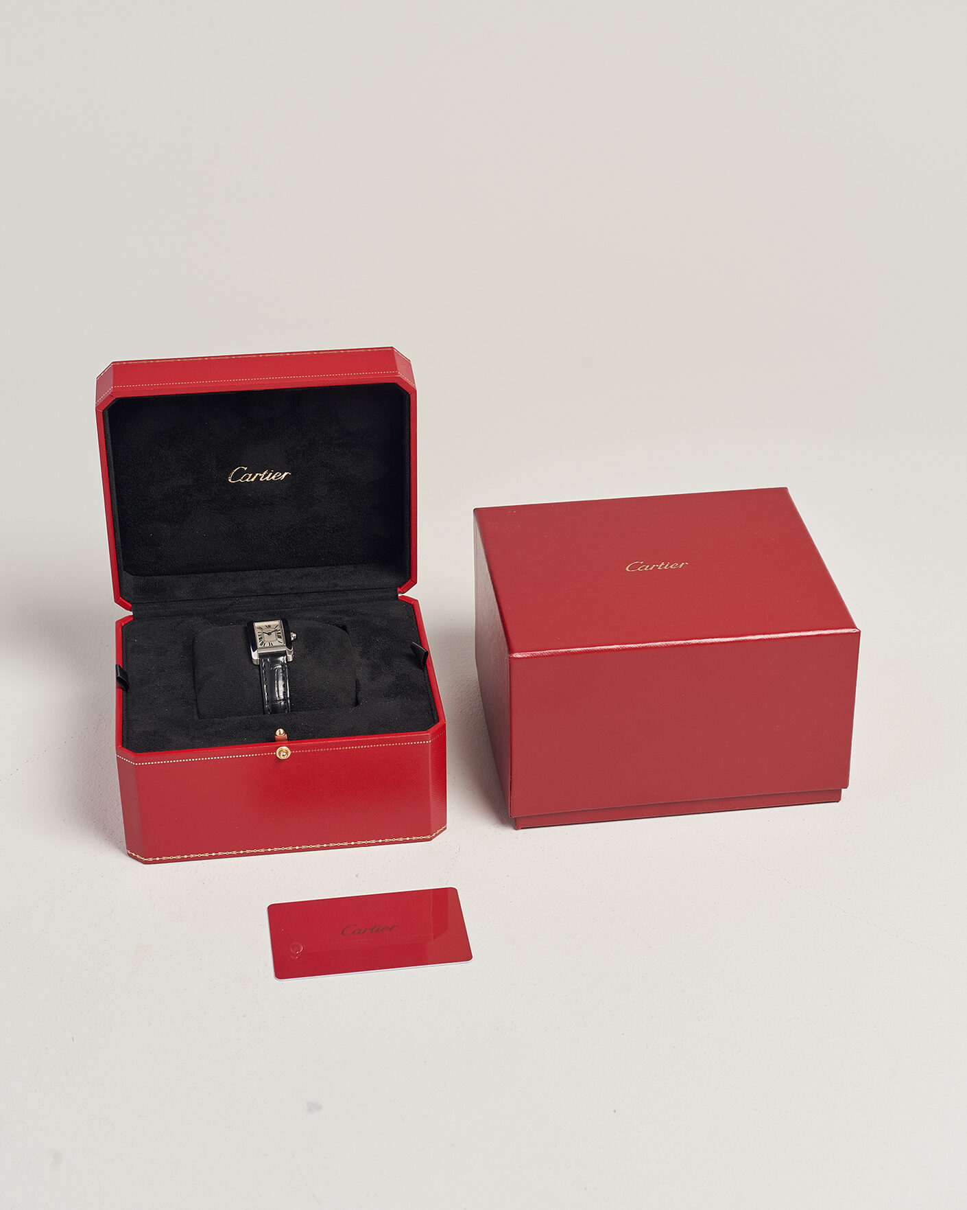 Uomini | Gifts for Her | Cartier Pre-Owned | Tank Americaine