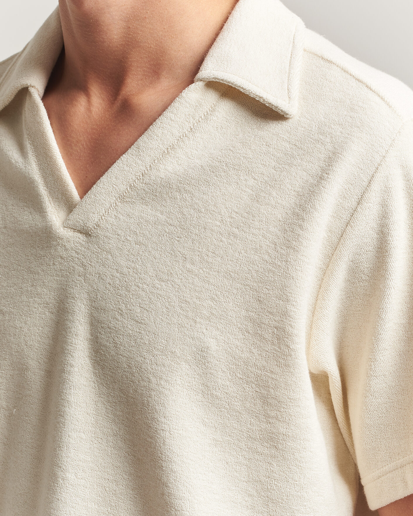 Uomini | Polo | OAS | Serif Regular Fit Terry Open Collar Polo Ecru