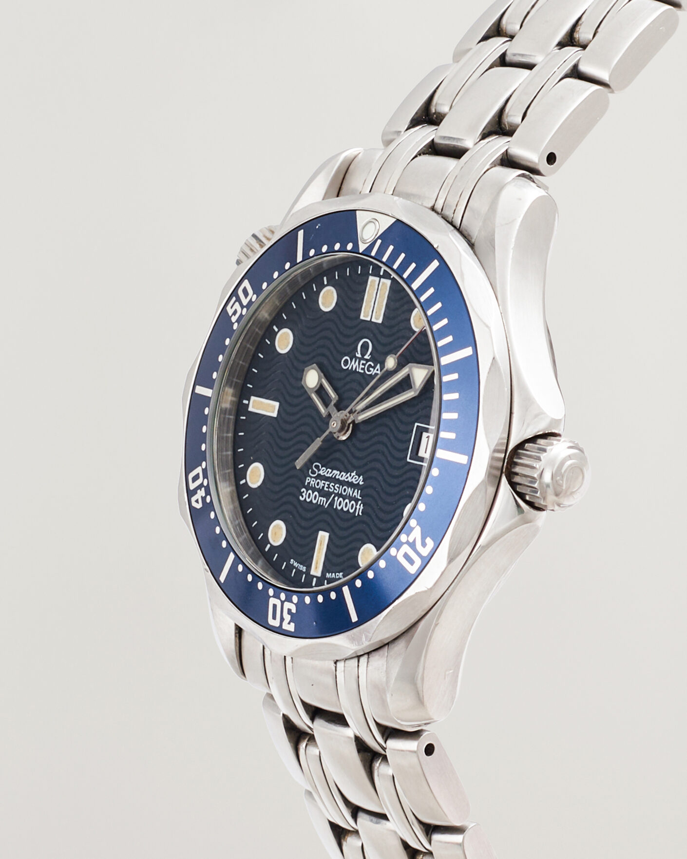 Uomini | Pre-Owned & Vintage Watches | Omega Pre-Owned | Seamaster 300M Midsize