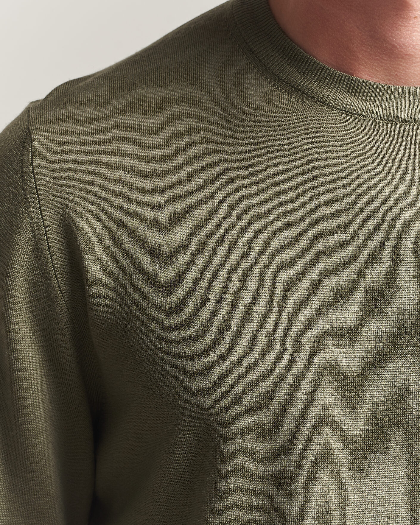 Uomini | Maglieria | Canali | Merino Wool Crew Neck Olive
