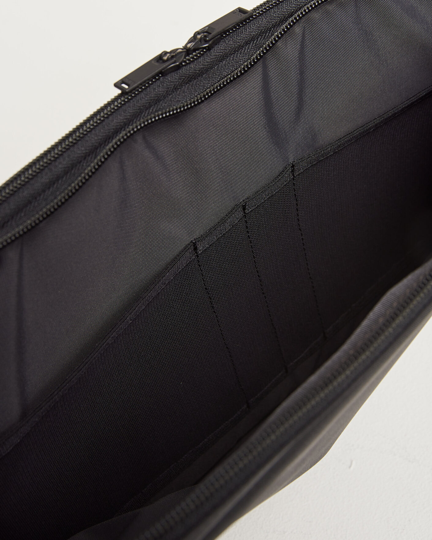Uomini | Borse | Porter-Yoshida & Co. | View Document Case Black