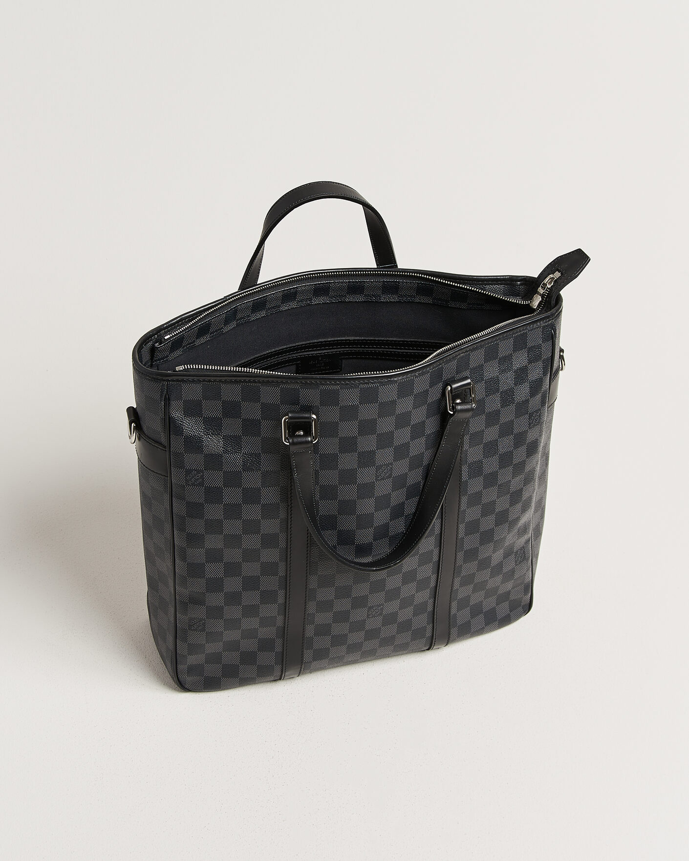 Uomini | Pre-Owned & Vintage Bags | Louis Vuitton Pre-Owned | Tadao Tote Bag Damier Graphite