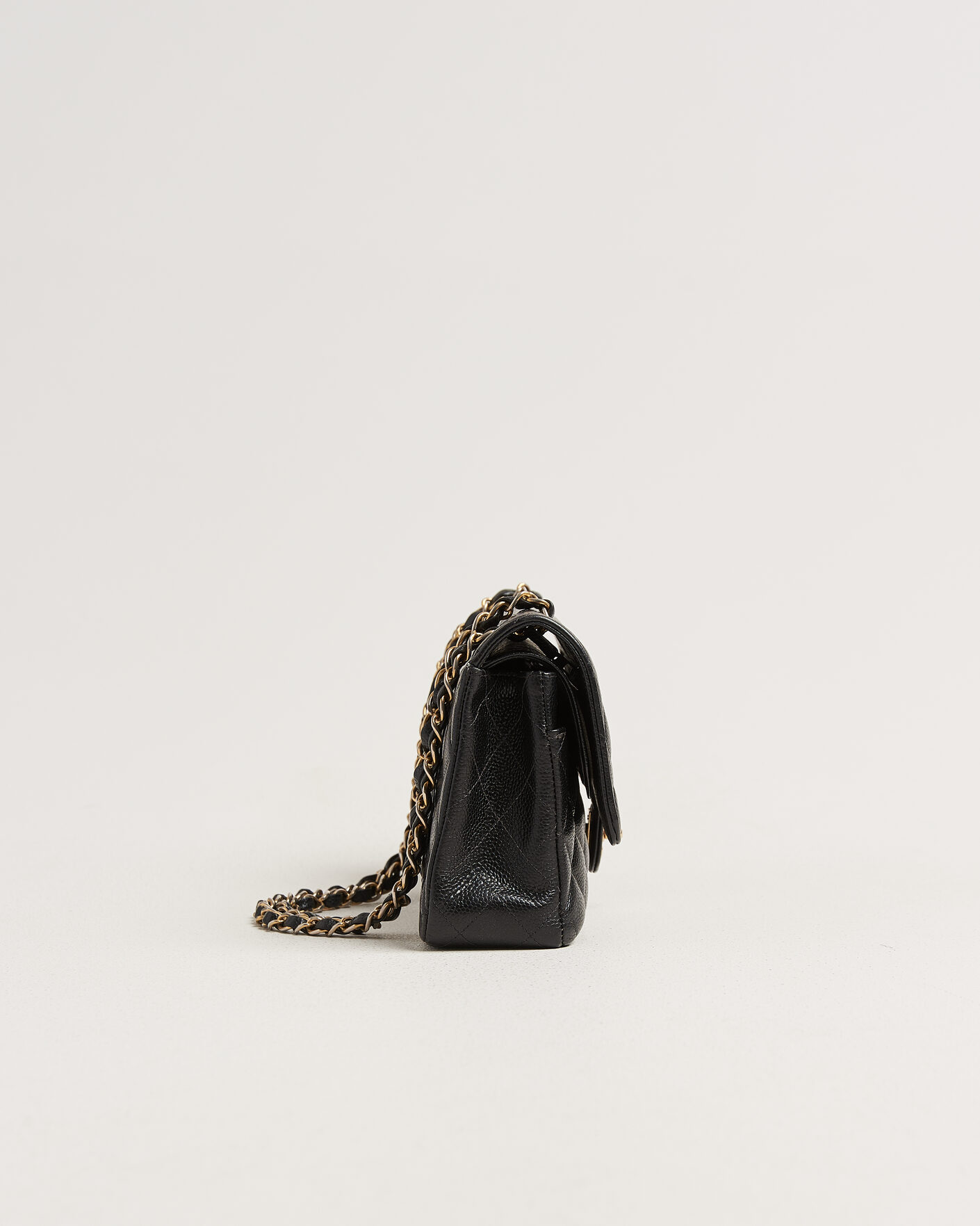 Uomini | Chanel Pre-Owned Classic Medium Double Flap Bag Caviar Leather Black | Chanel Pre-Owned | Classic Medium Double Flap Bag Caviar Leather Black