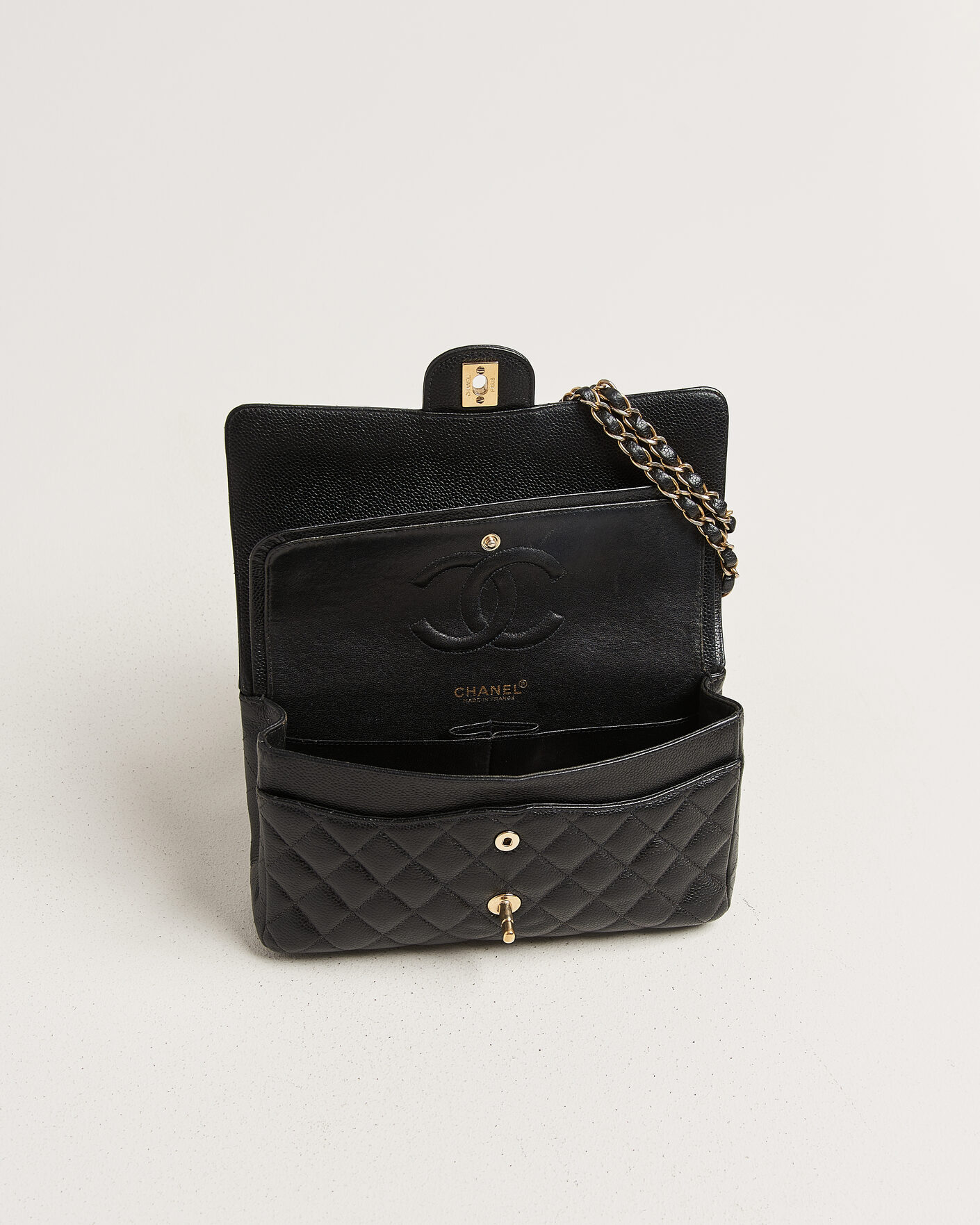 Uomini | Chanel Pre-Owned Classic Medium Double Flap Bag Caviar Leather Black | Chanel Pre-Owned | Classic Medium Double Flap Bag Caviar Leather Black