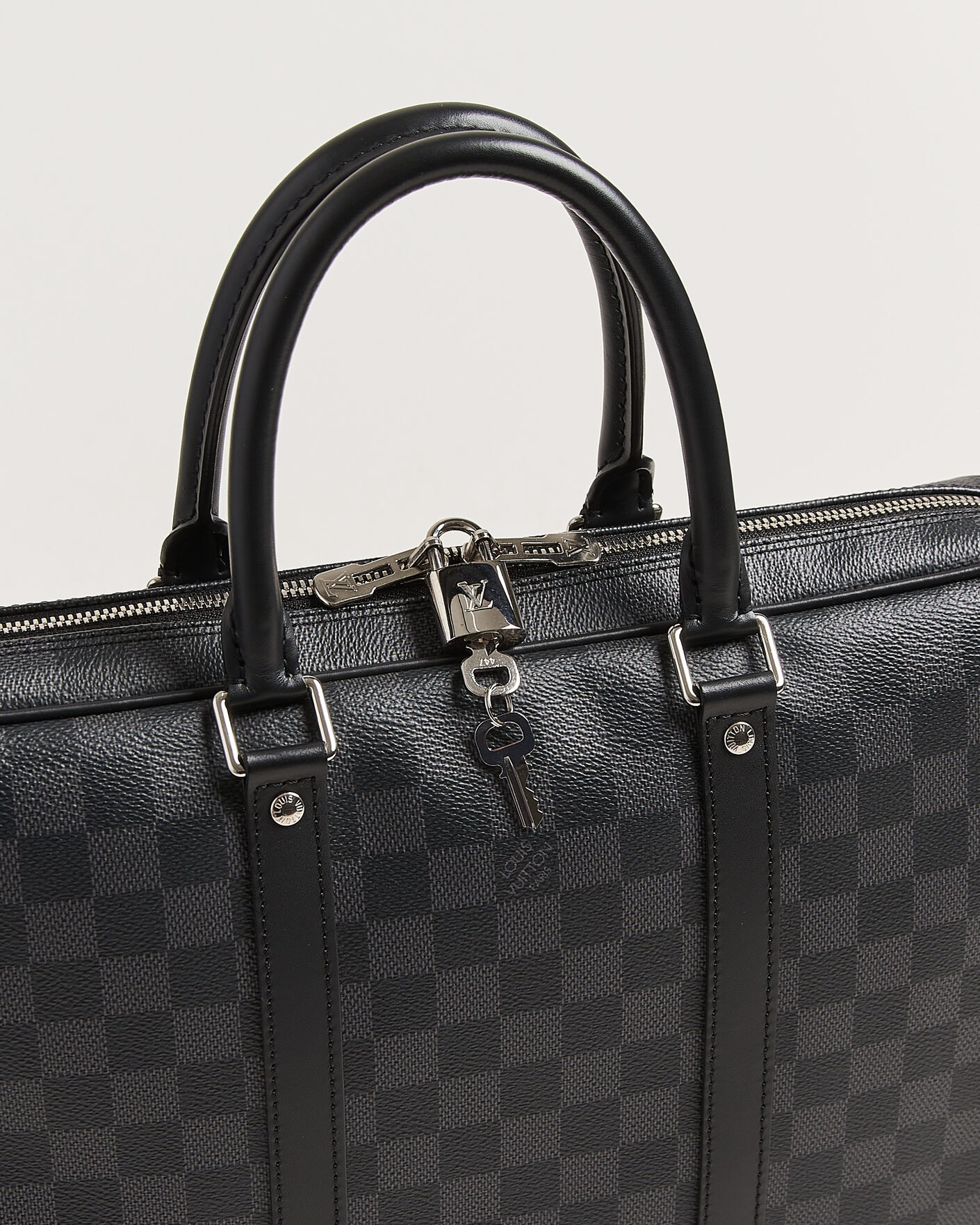 Uomini | Pre-Owned & Vintage Bags | Louis Vuitton Pre-Owned | Porte Documents Damier Graphite