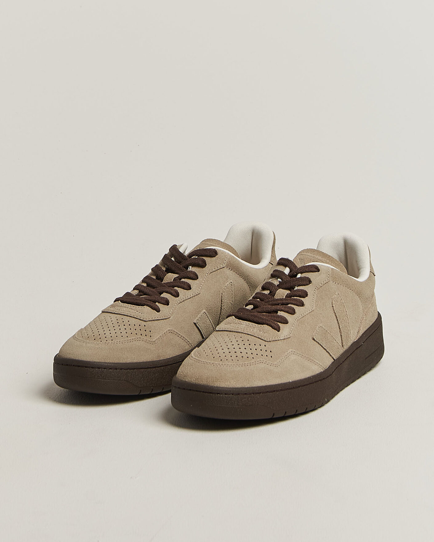 Uomini | Sneakers | Veja | V-90 Suede Sneaker Taupe/Eagle