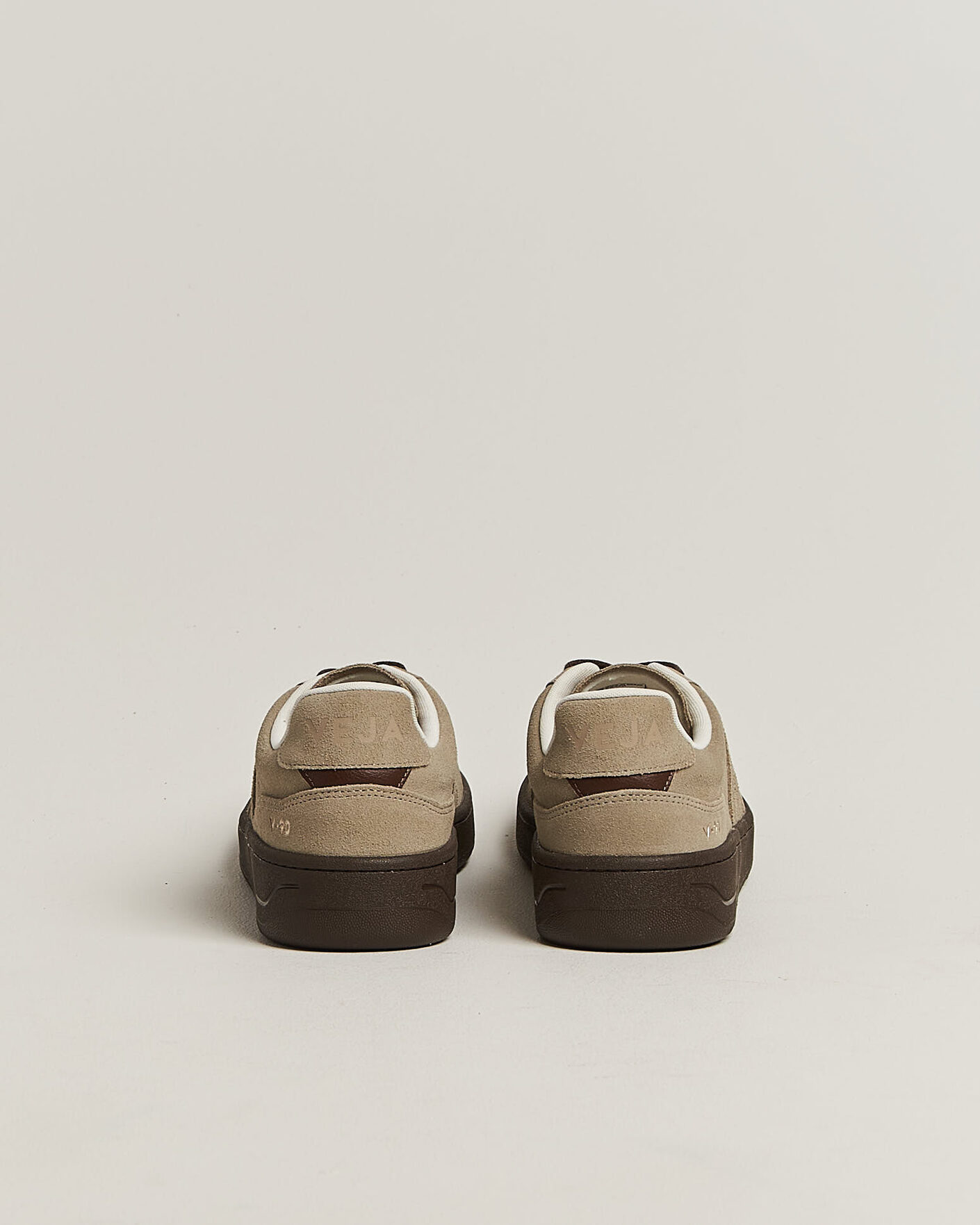 Uomini | Sneakers | Veja | V-90 Suede Sneaker Taupe/Eagle