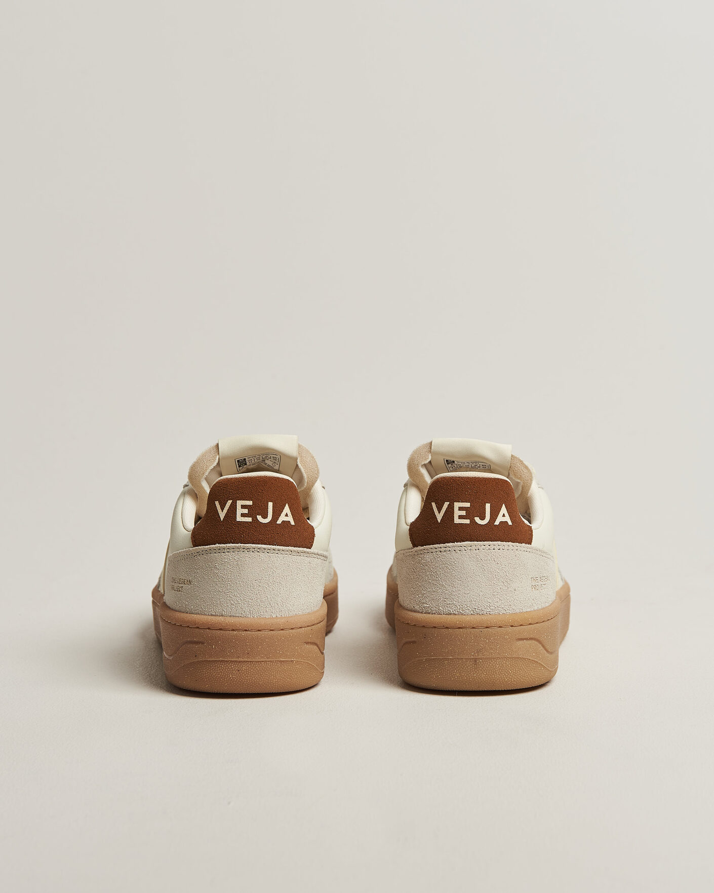 Uomini | Sneakers | Veja | V-82 Sneaker Pure Calcaire/Cognac