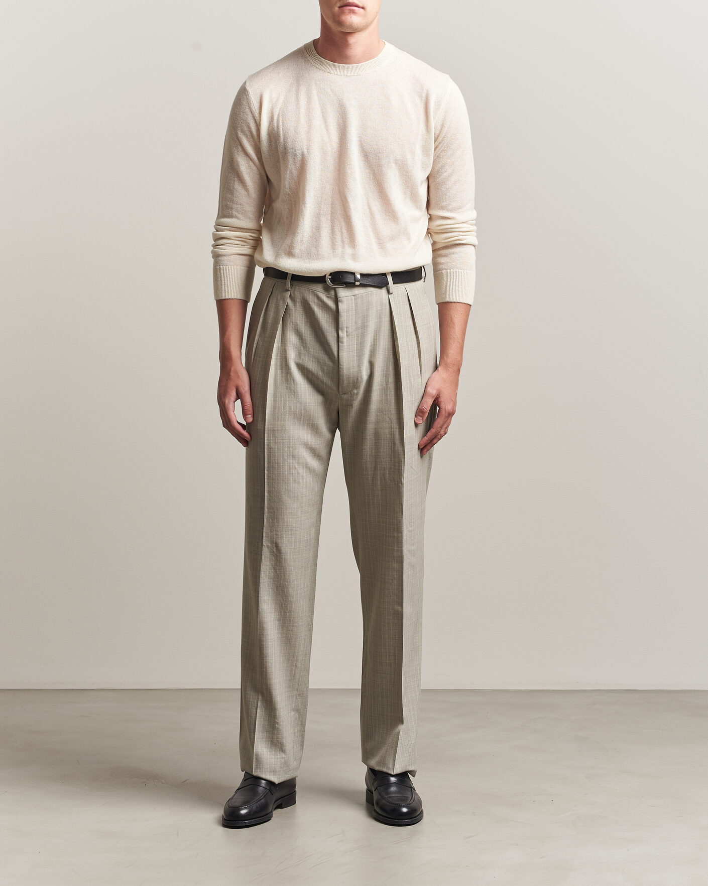 Uomini | Pantaloni | Ralph Lauren Purple Label | Glenn Pinstriped Pleated Wool Trousers Grey