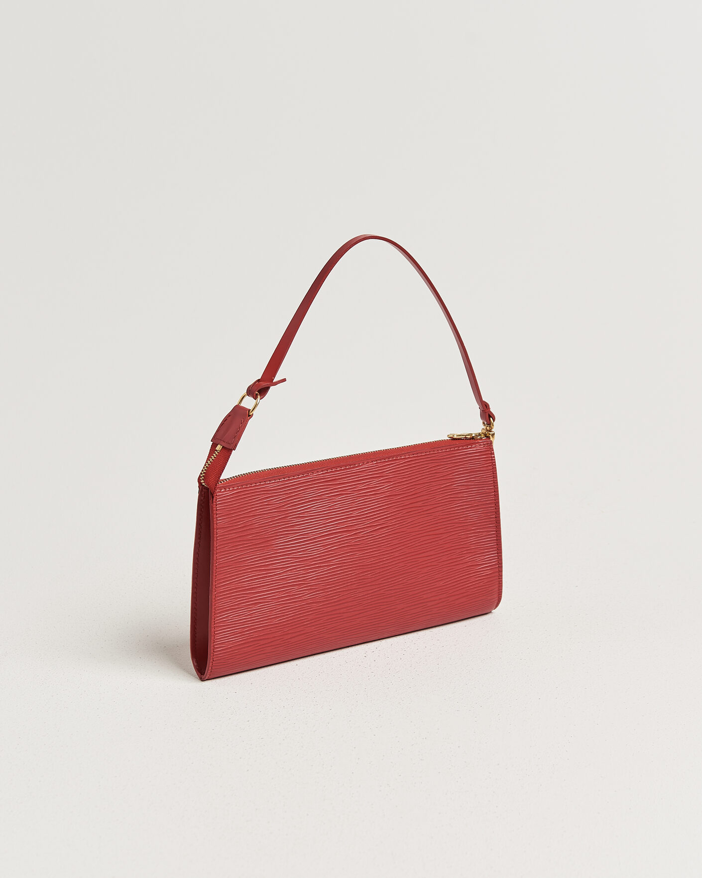 Uomini | Pre-Owned & Vintage Bags | Louis Vuitton Pre-Owned | Pochette Accessoires Epi Leather Red