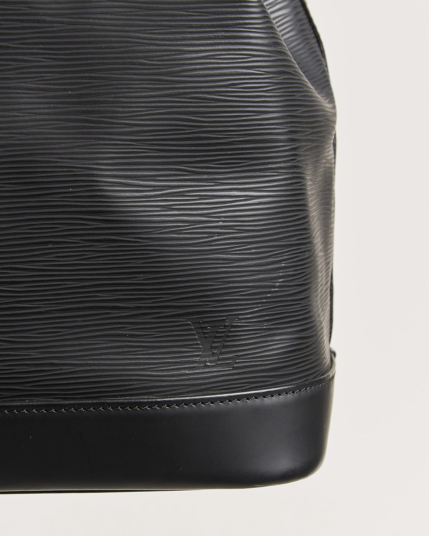 Uomini | Pre-Owned & Vintage Bags | Louis Vuitton Pre-Owned | Noé Epi Leather Black