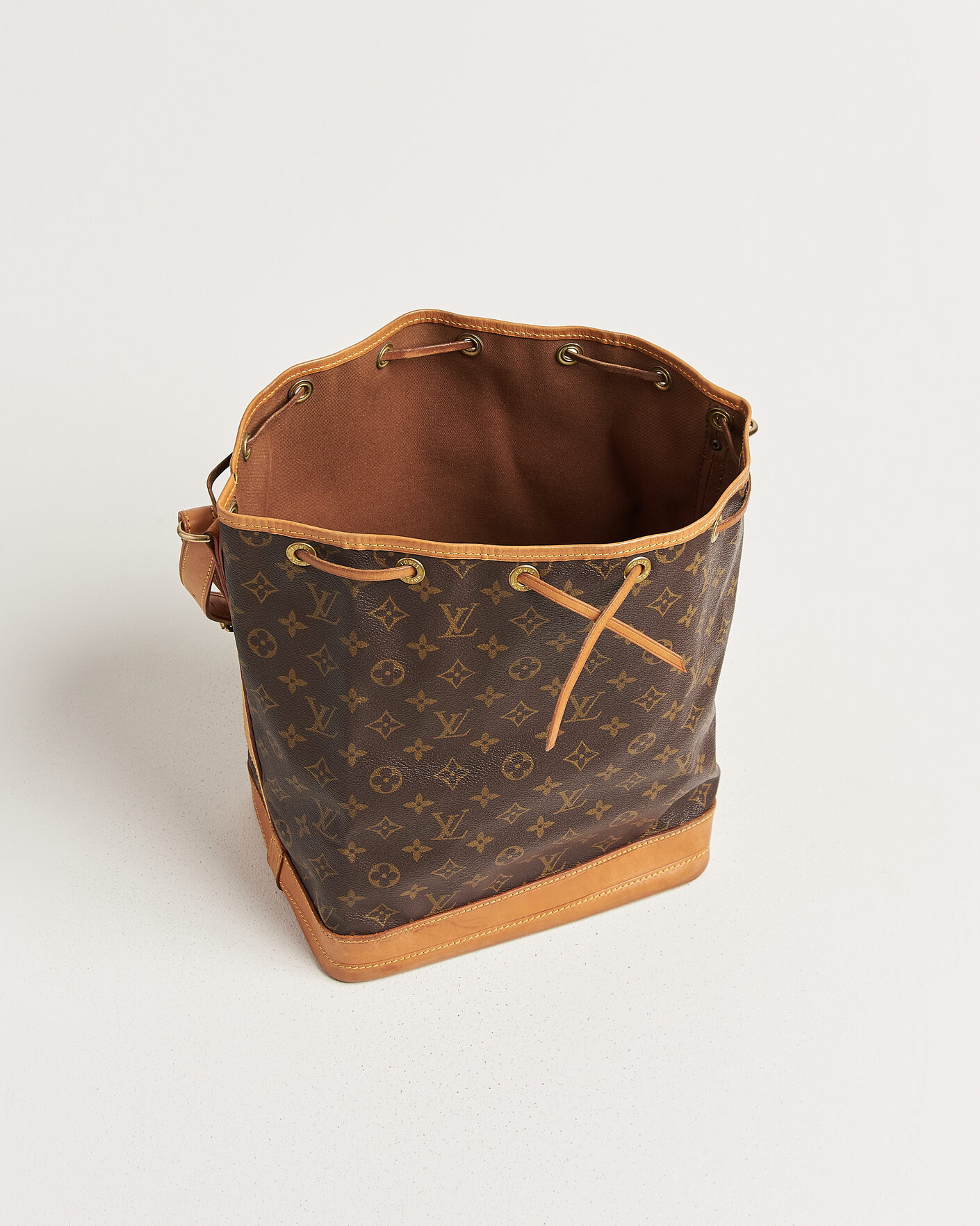 Uomini | Pre-Owned & Vintage Bags | Louis Vuitton Pre-Owned | Noé Monogram
