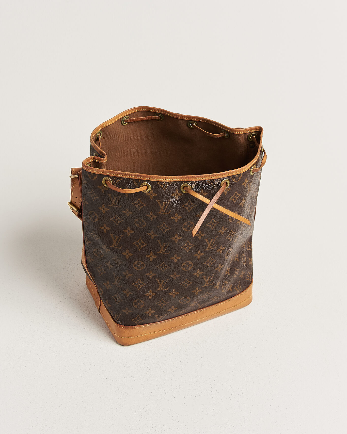 Uomini | Pre-Owned & Vintage Bags | Louis Vuitton Pre-Owned | Noé Monogram