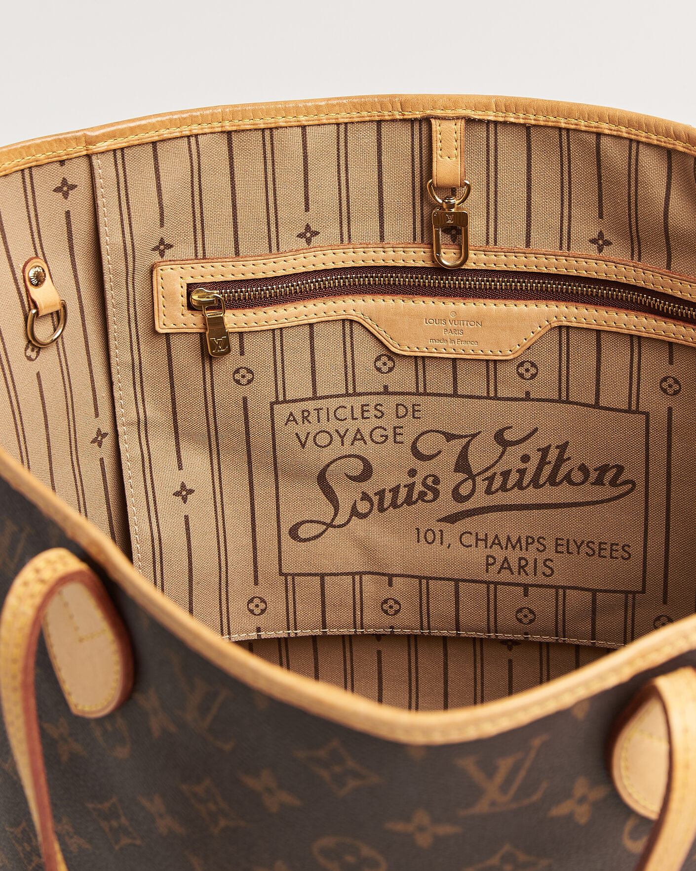 Uomini | Pre-Owned & Vintage Bags | Louis Vuitton Pre-Owned | Neverfull MM Monogram